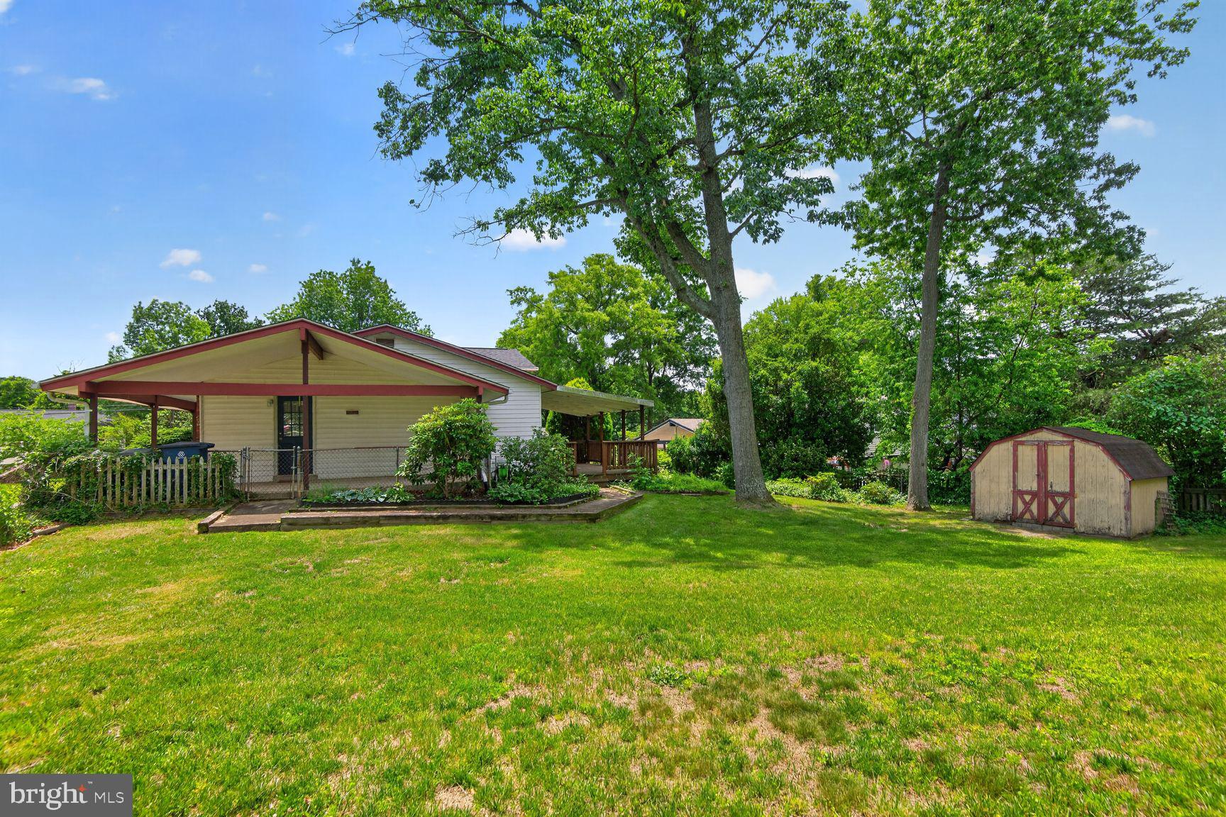 15800 KERR ROAD