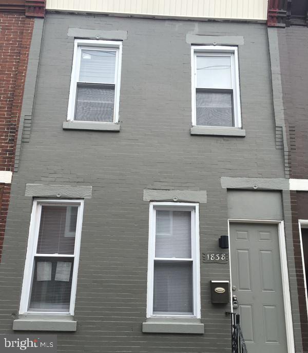 Charming Newly Renovated 3-Bedroom Straight-Through Home in Rapidly Developing North Central Philadelphia!
Welcome to this beautifully rehabbed 3-bedroom, 1.5-bath straight-through home, offering modern comfort and classic charm in the heart of North Central Philadelphia. Situated in a rapidly growing neighborhood, this home is perfect for first-time buyers, investors, or anyone looking to be part of an exciting and evolving community.
Step inside to find an inviting open-concept layout, featuring brand-new flooring, recessed lighting, and a bright, airy living space. The stylish kitchen boasts sleek quartz countertops, custom cabinetry, stainless steel appliances, and a chic tile backsplash—perfect for cooking and entertaining.
Upstairs, you’ll find three generously sized bedrooms with ample closet space and plenty of natural light. The updated full bath showcases contemporary finishes, while a convenient half-bath on the main level adds extra functionality.
The home also features a private backyard—ideal for relaxing, grilling, or creating your own urban oasis. With new systems, central air, and modern upgrades throughout, this home is truly move-in ready!
Located in North Central Philadelphia, just minutes from Temple University, major public transit routes, and the city’s best dining and entertainment, this area is quickly becoming one of Philly’s most sought-after neighborhoods. With new development, thriving local businesses, and easy access to Center City, this is an opportunity you won’t want to miss!
Schedule your showing today and make this stunning home yours before it’s gone!