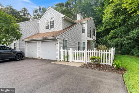 106 Birch Hollow Drive, Bordentown, NJ MLS: NJBL2119448