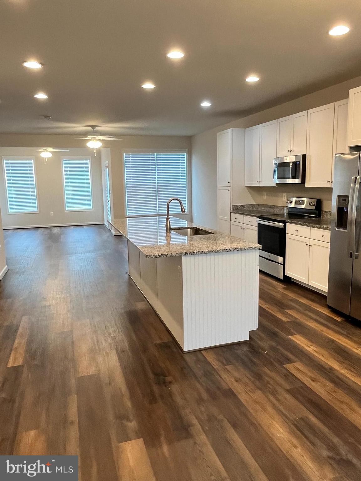 REGENCY CROSSING - Residential