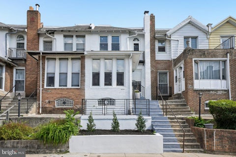 Townhouse For Sale - 6026 Cedarhurst Street<br/> PHILADELPHIA, PA 19143