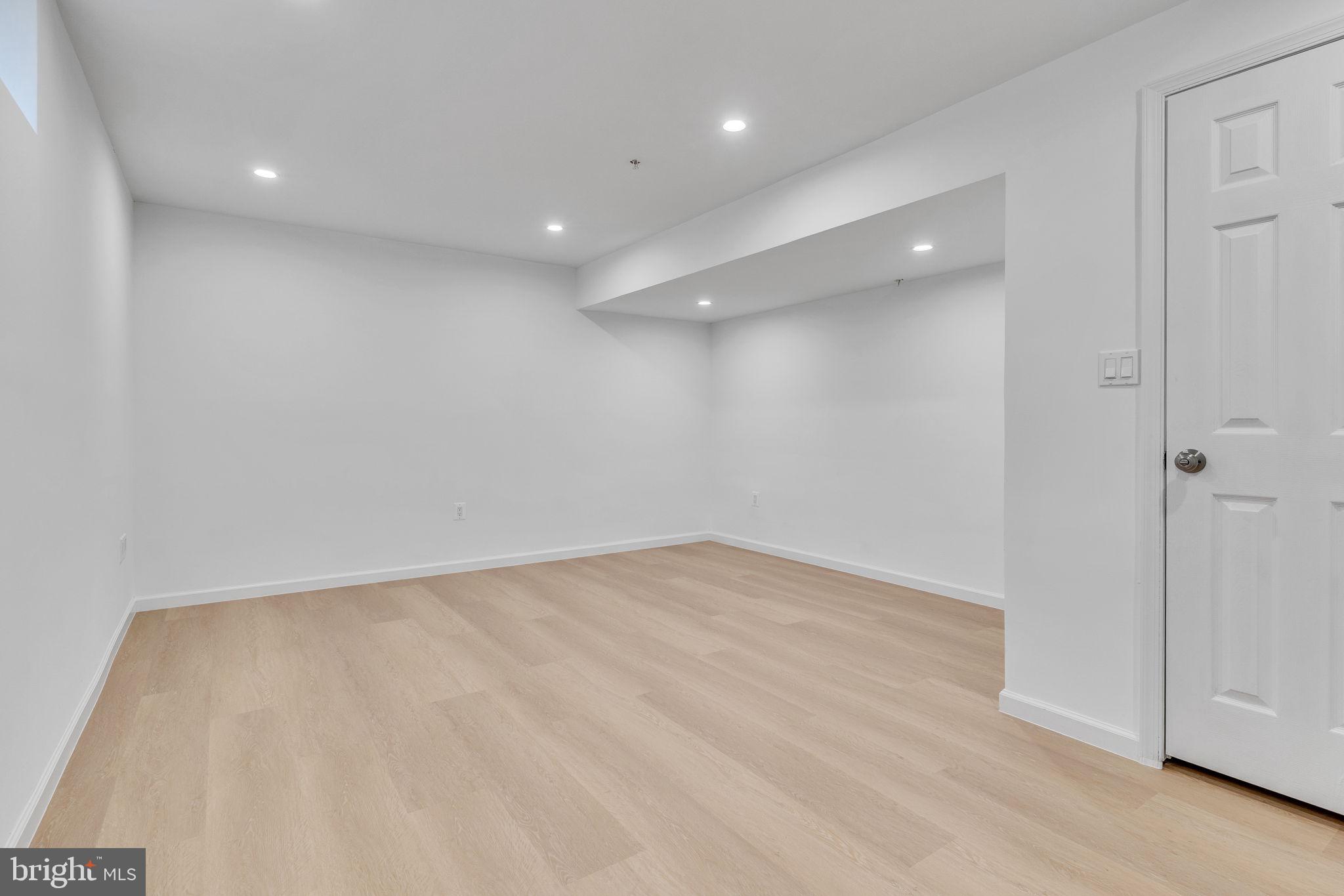 TIGNOR WEST-PLAT ONE> - Residential