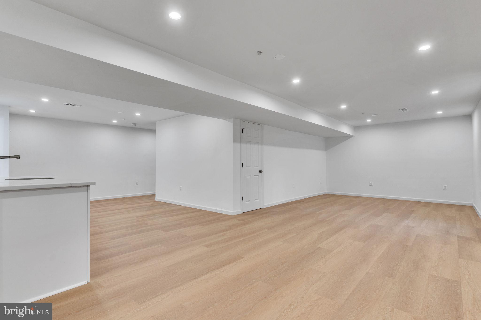 TIGNOR WEST-PLAT ONE> - Residential