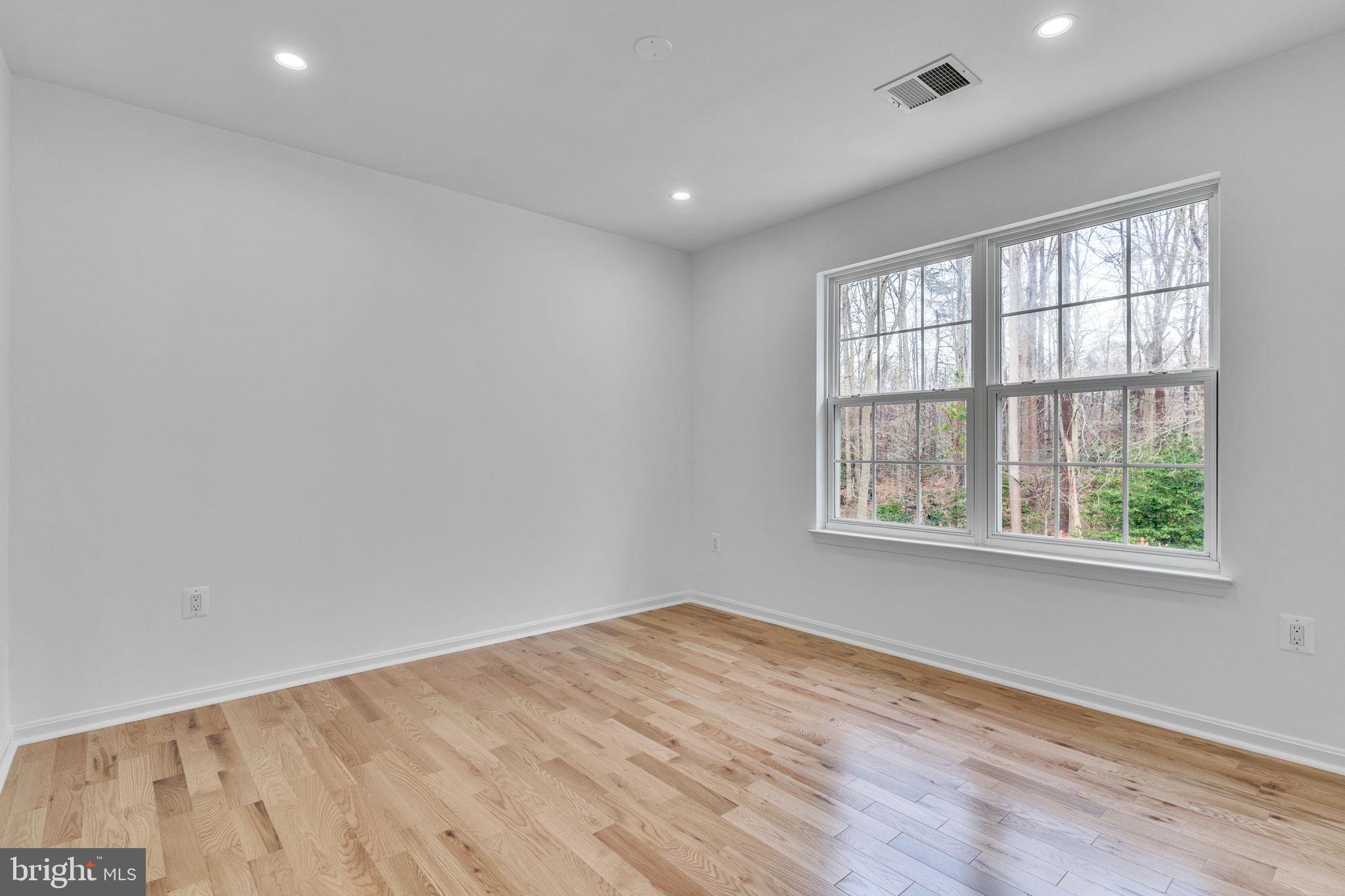 TIGNOR WEST-PLAT ONE> - Residential