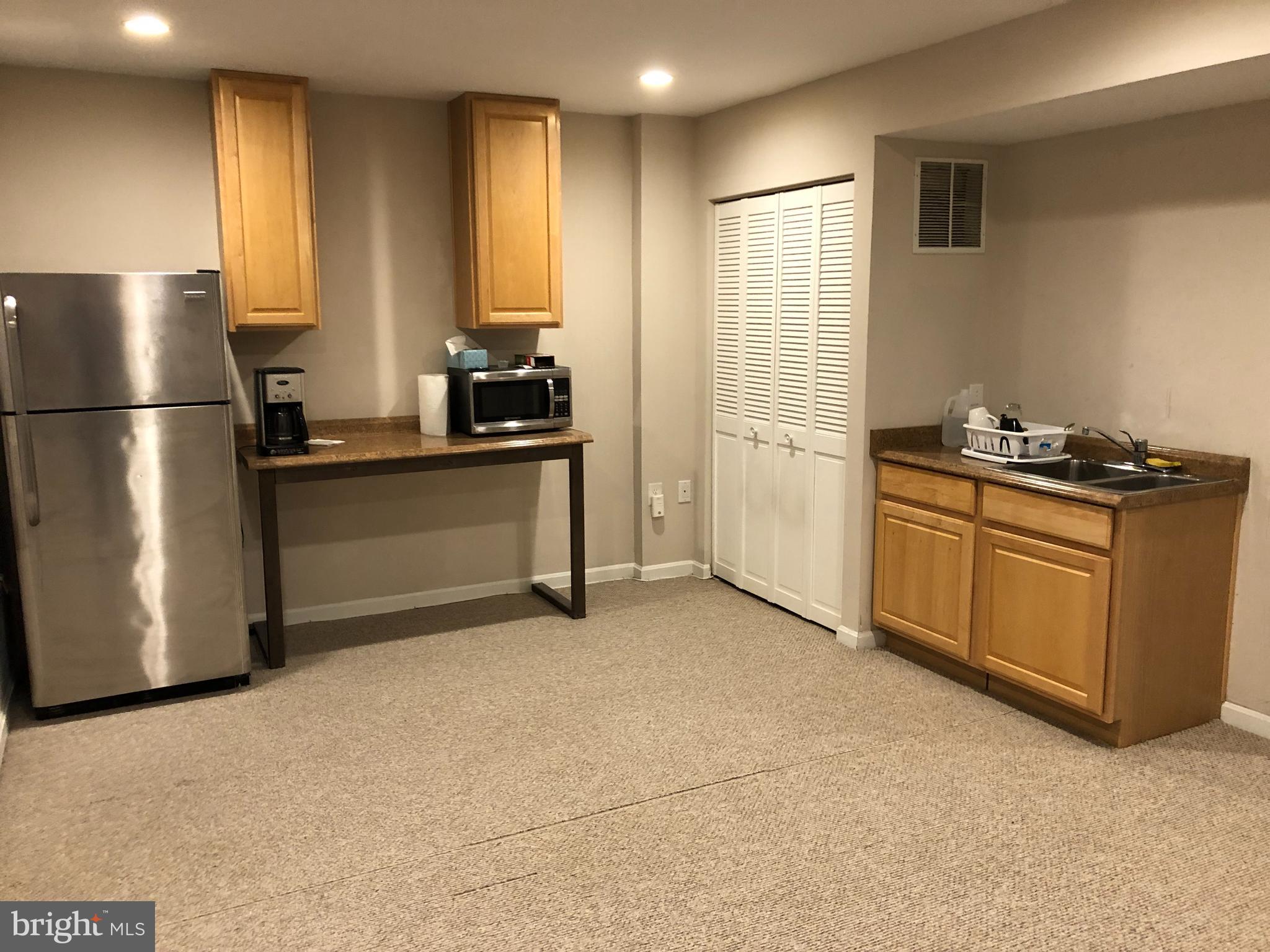 CASCADES - Residential Lease