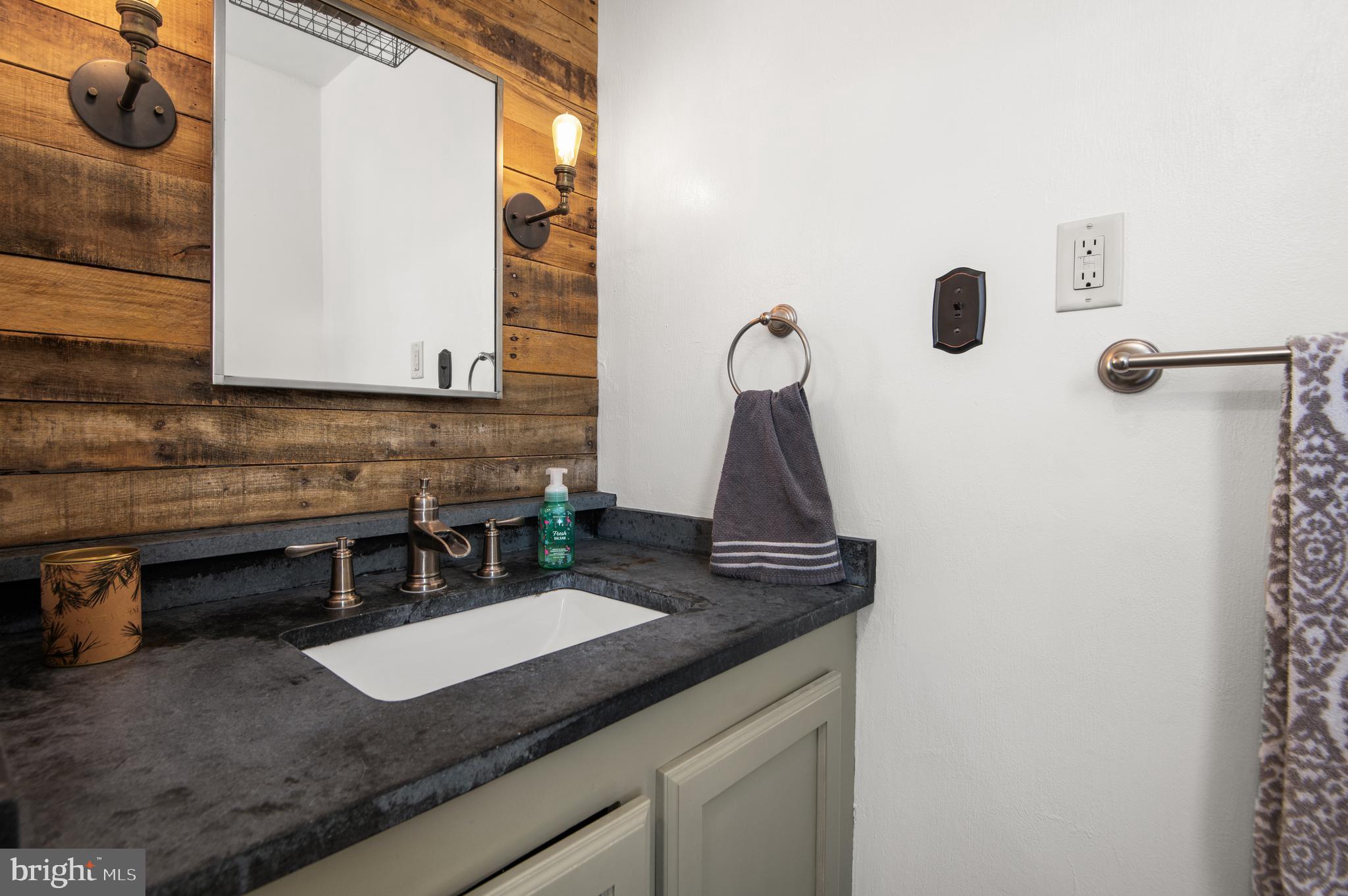 HOLMESBURG - Residential