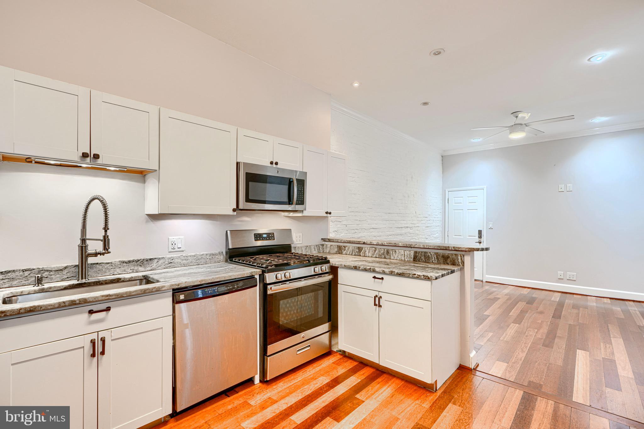 FEDERAL HILL HISTORIC DISTRICT - Residential Income