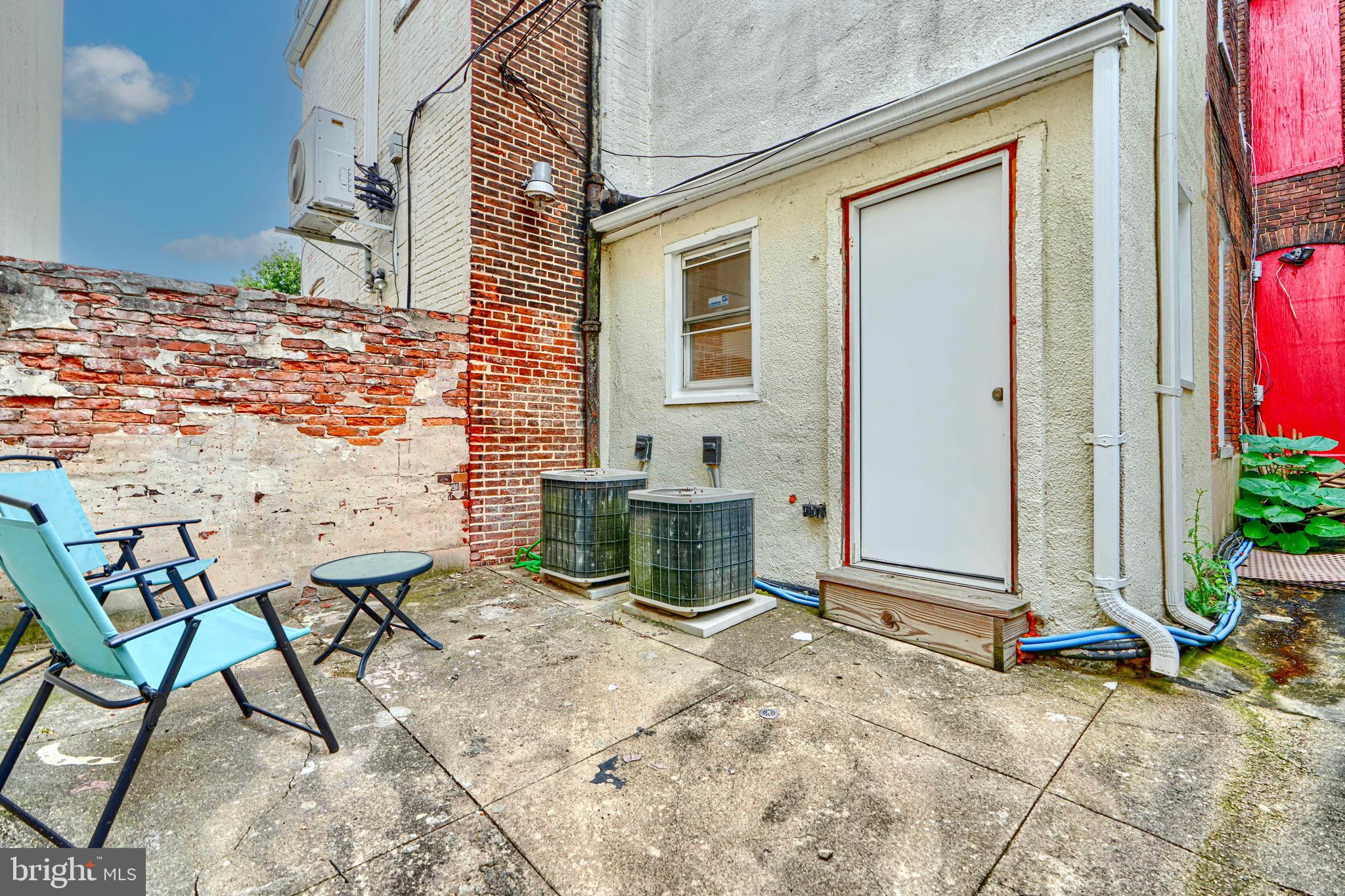 FEDERAL HILL HISTORIC DISTRICT - Residential Income