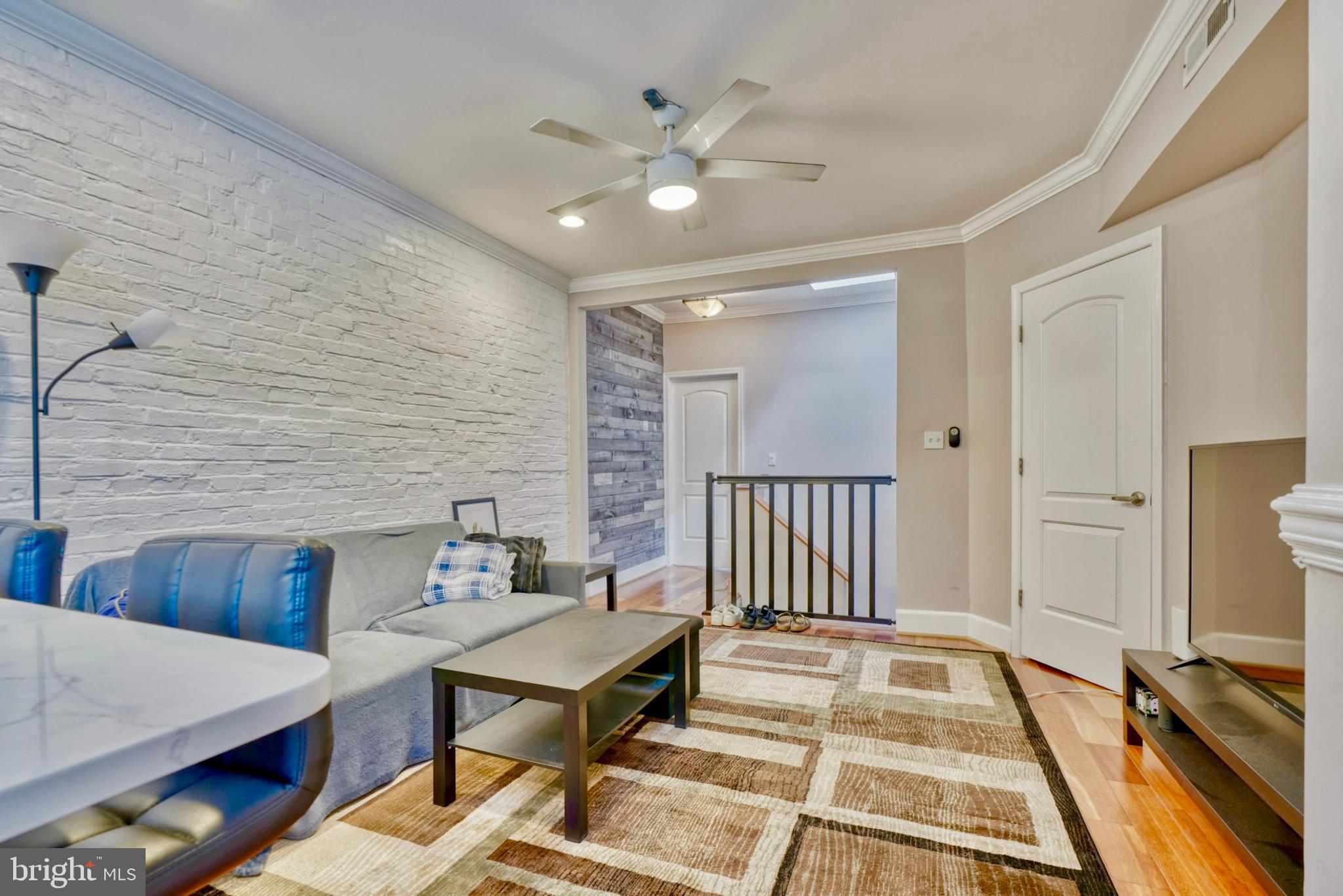 1302 S CHARLES STREET