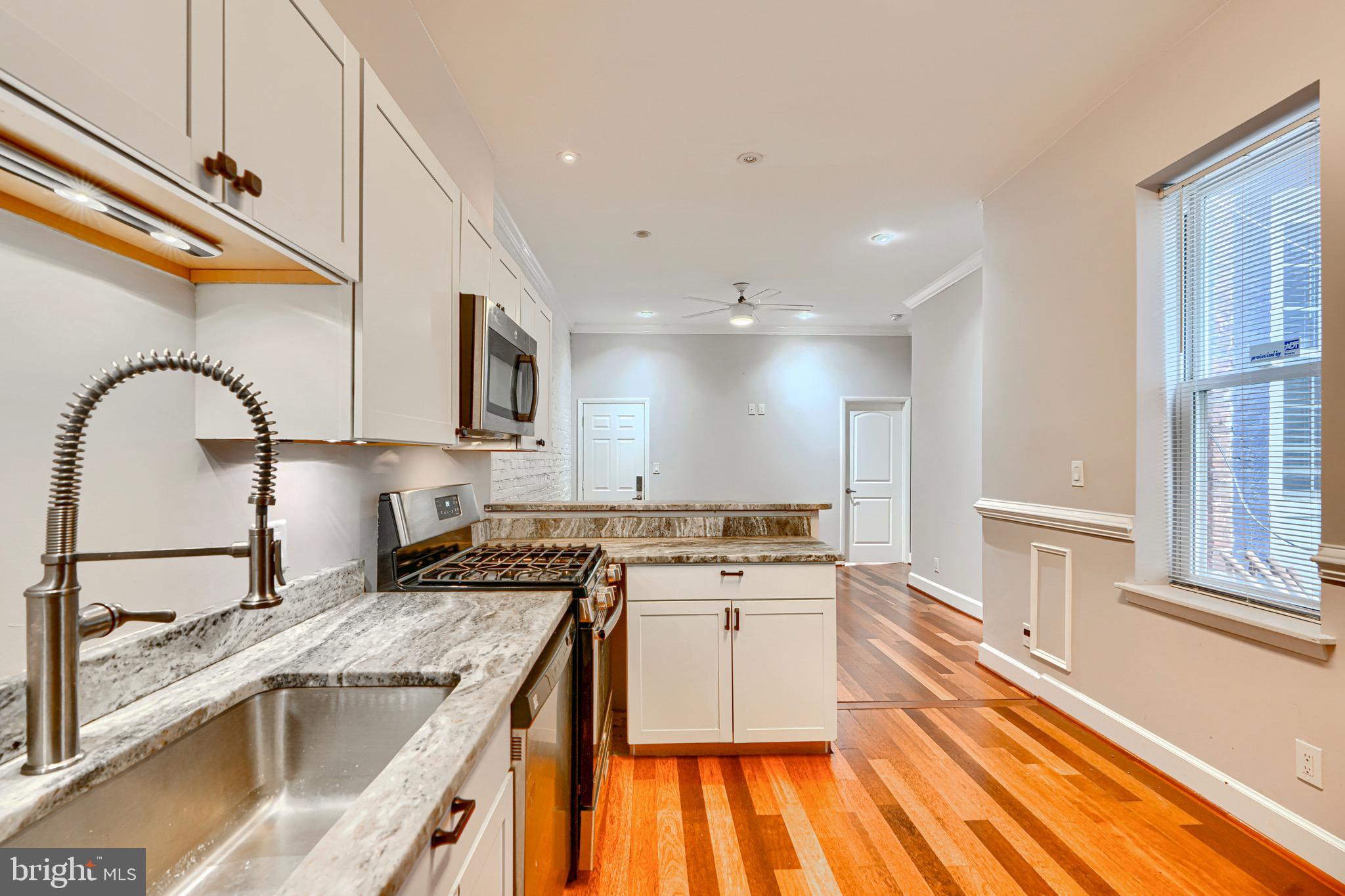 FEDERAL HILL HISTORIC DISTRICT - Residential Income