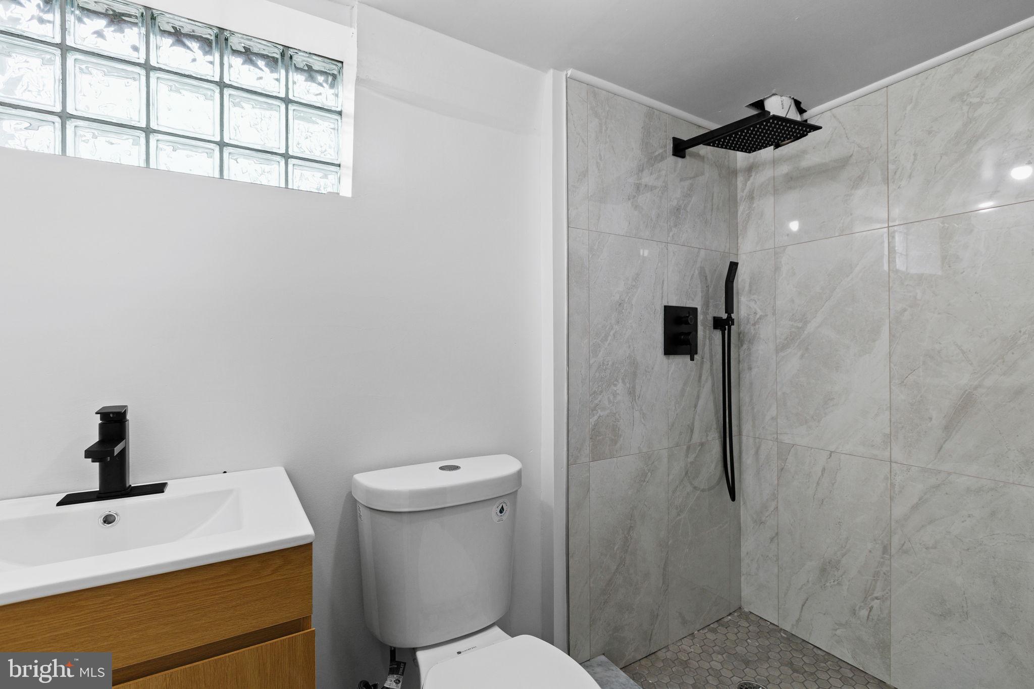 MILMONT PARK - Residential