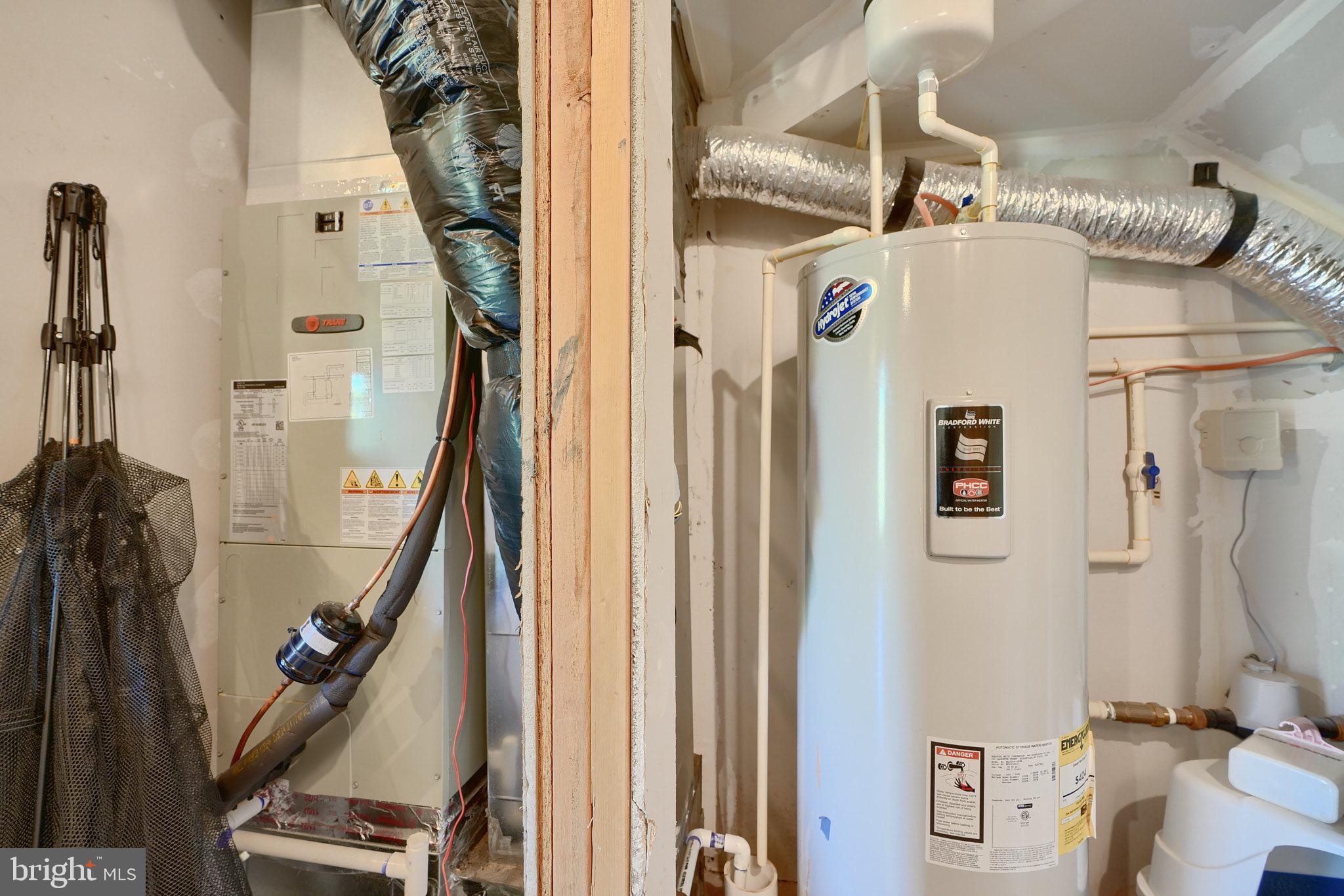 MEADE'S CROSSING - Residential