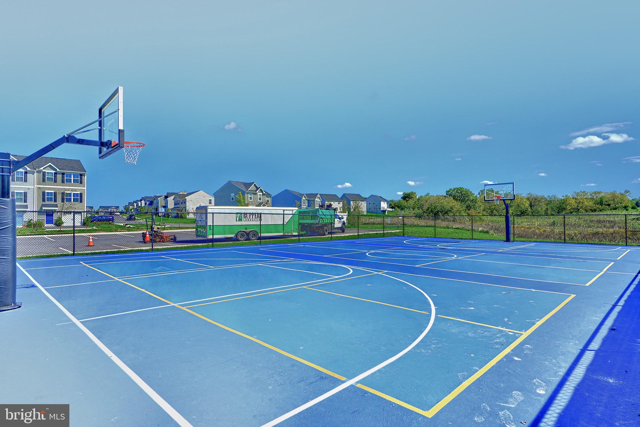 MEADE'S CROSSING - Residential