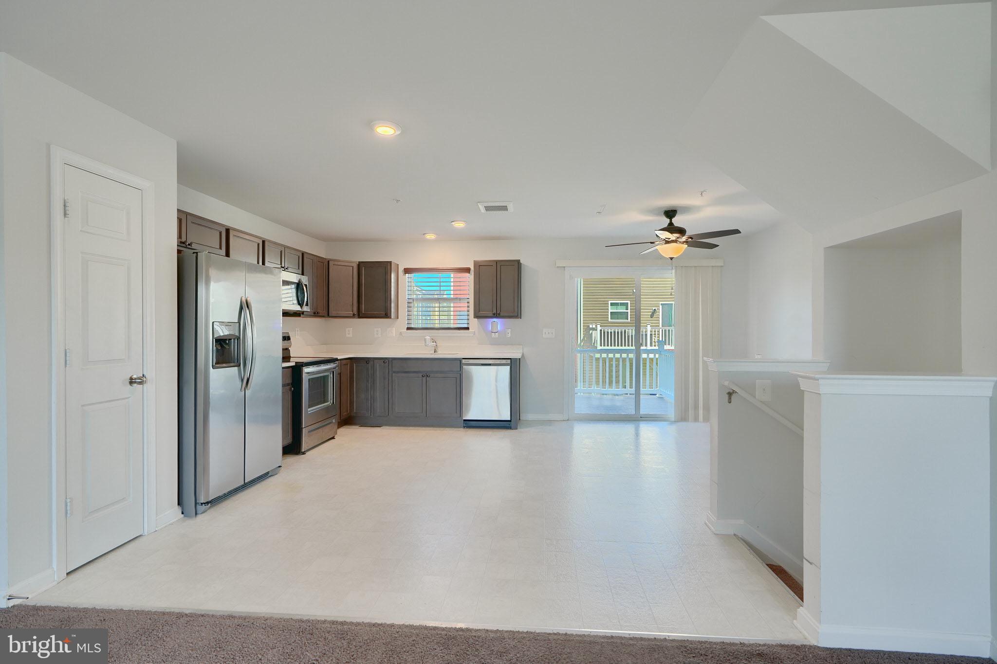 MEADE'S CROSSING - Residential