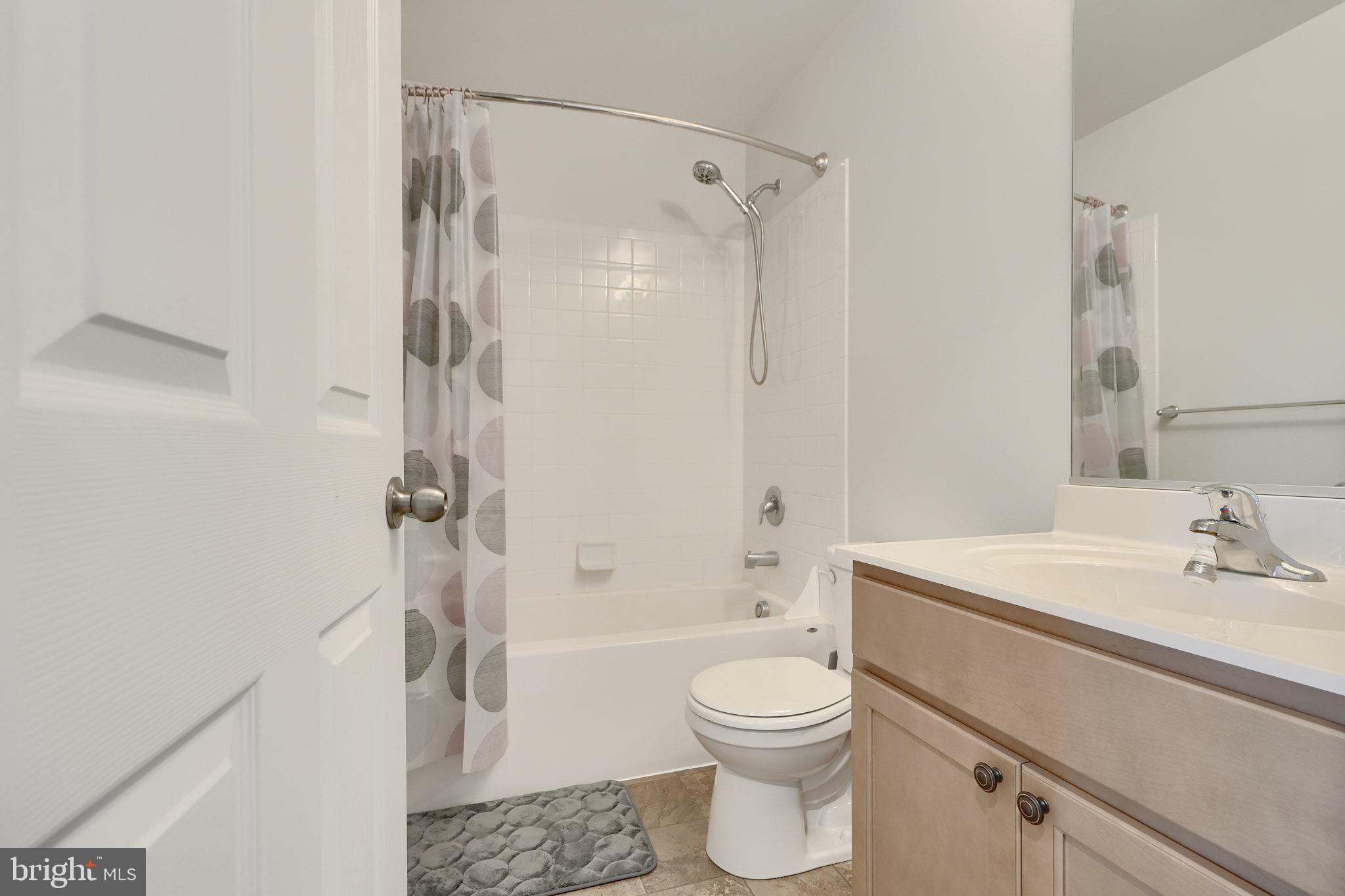 MEADE'S CROSSING - Residential