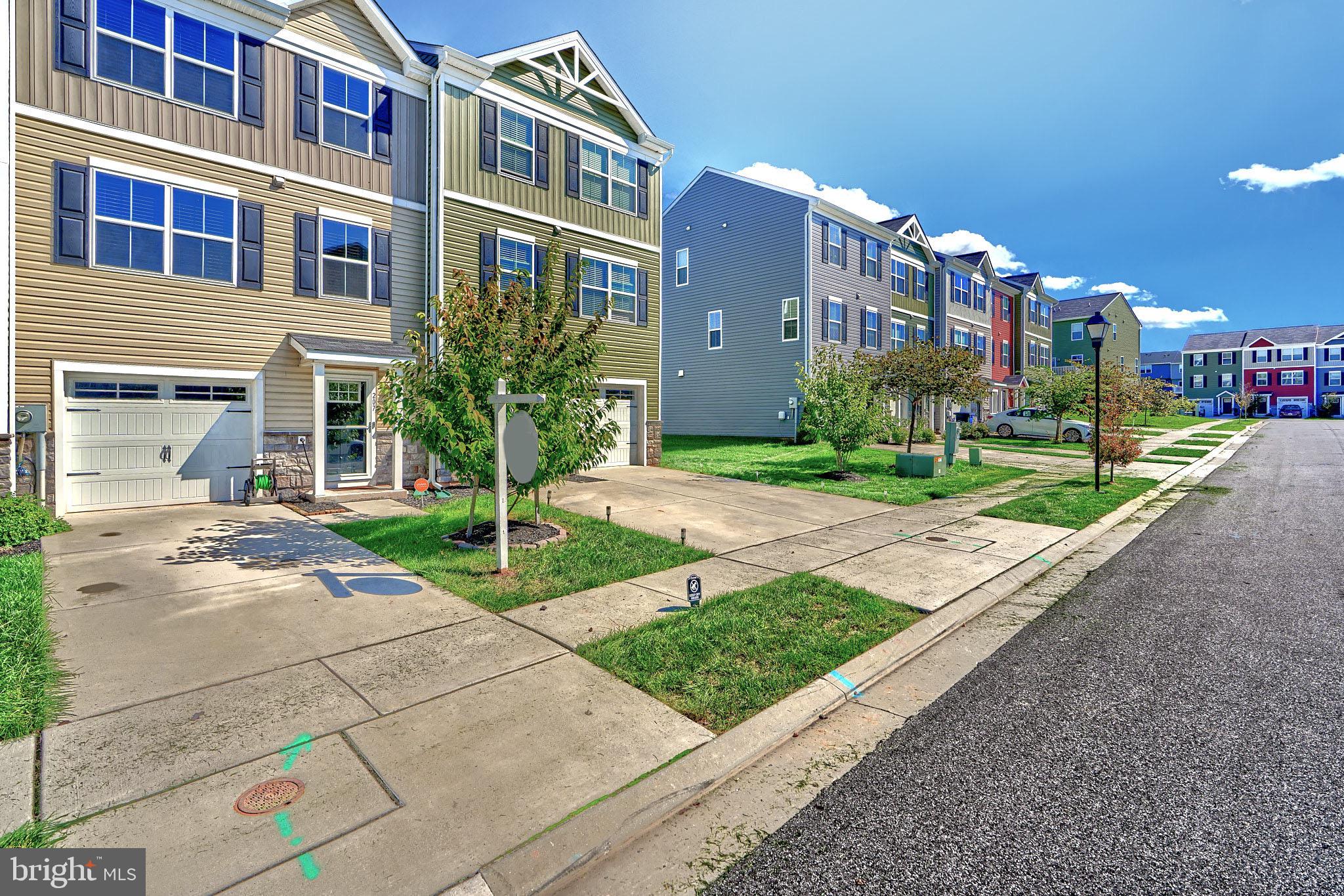 MEADE'S CROSSING - Residential