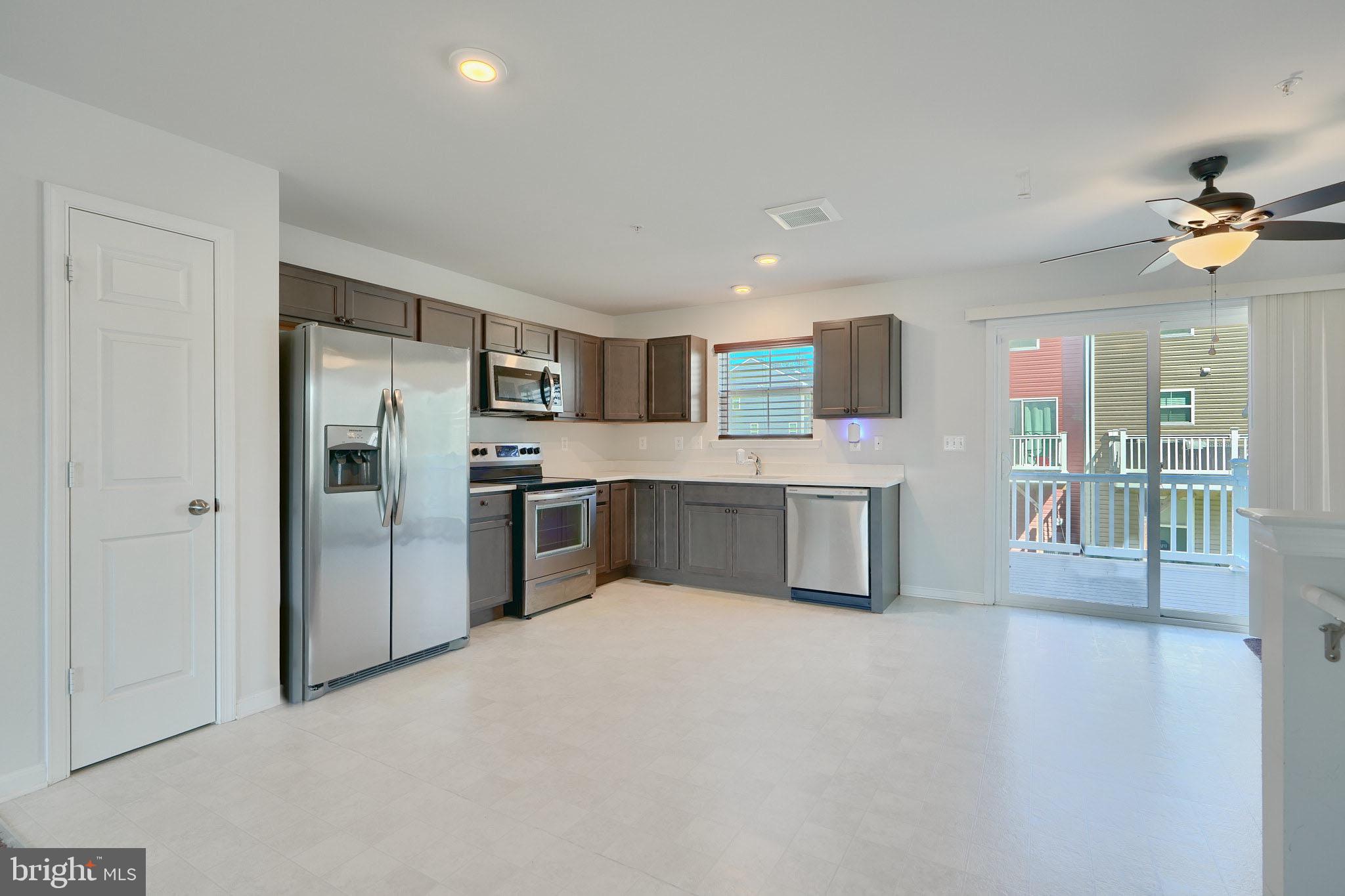 MEADE'S CROSSING - Residential