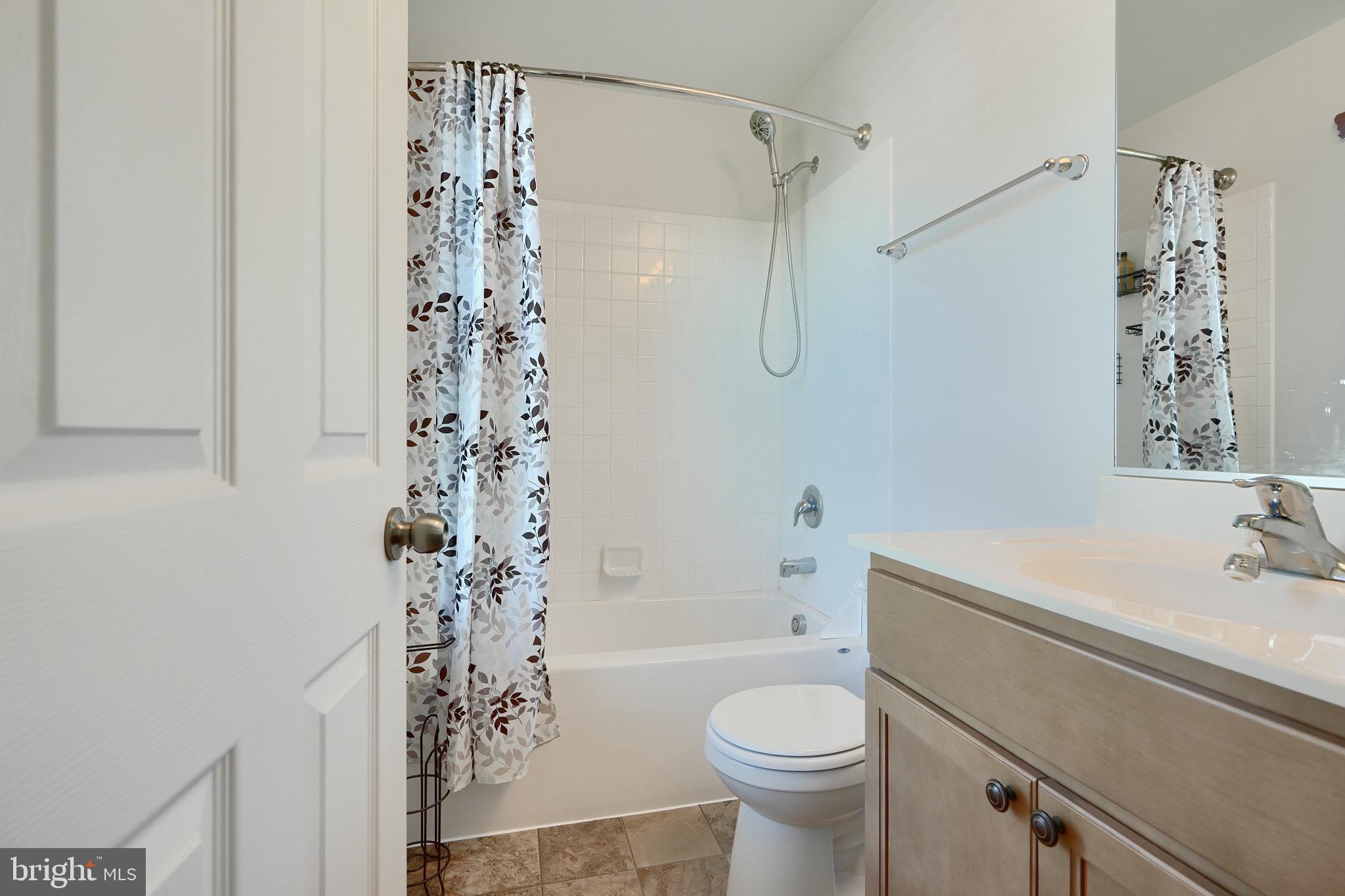 MEADE'S CROSSING - Residential