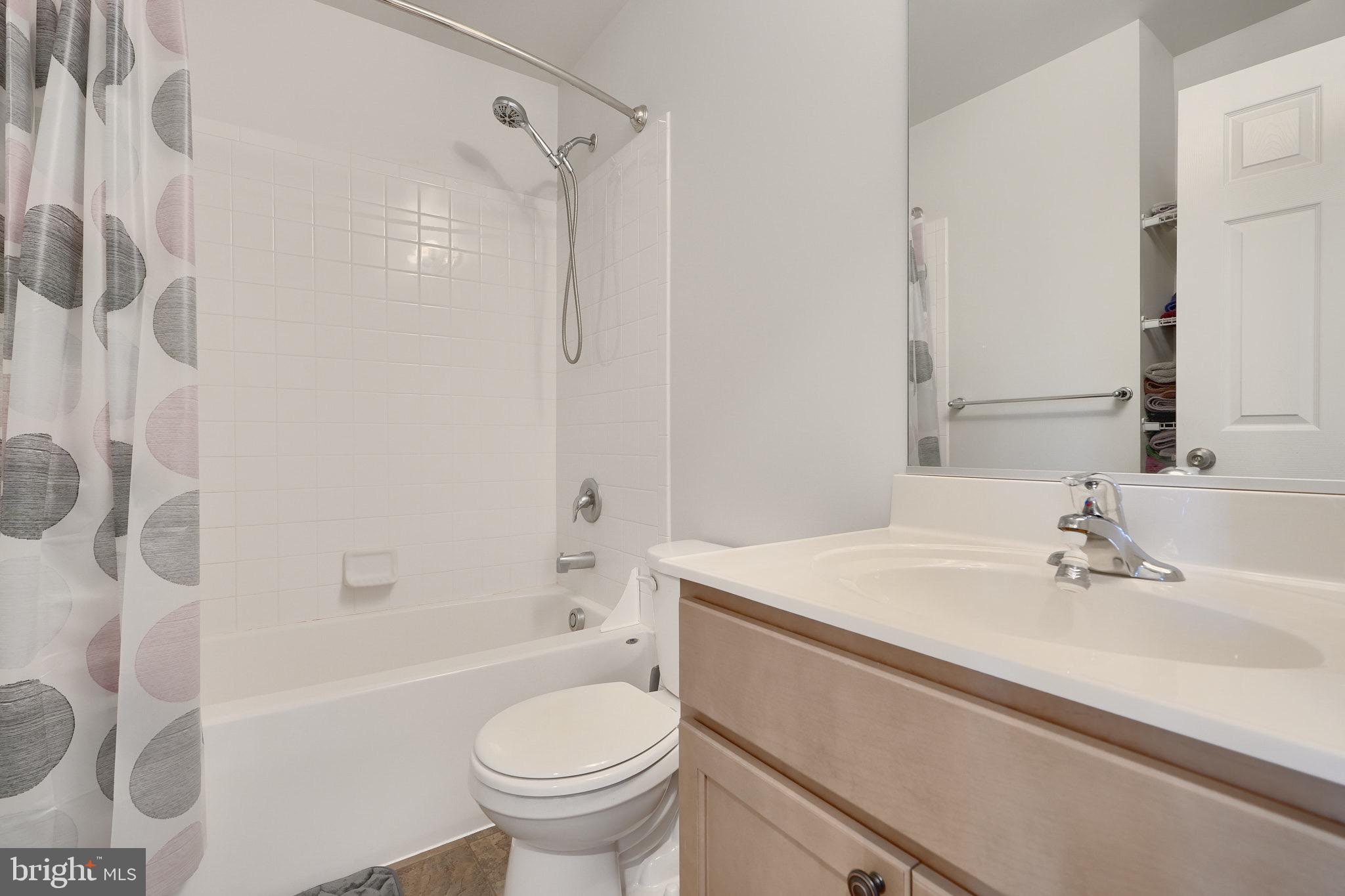 MEADE'S CROSSING - Residential