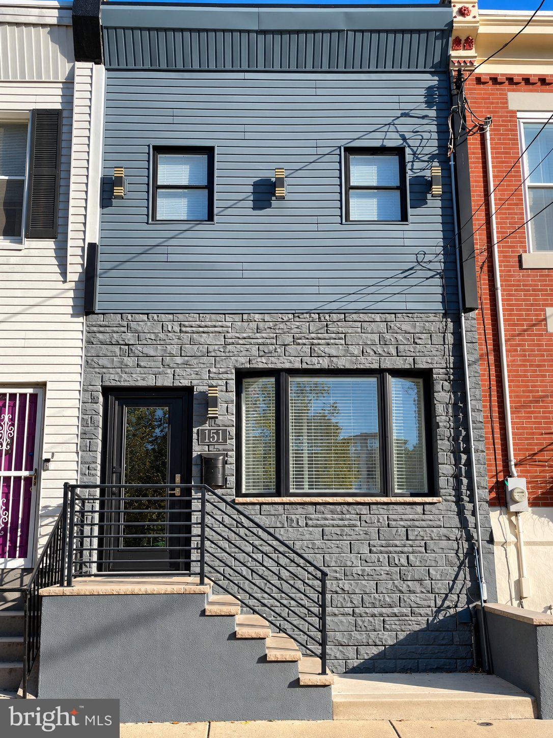 151 MOORE STREET