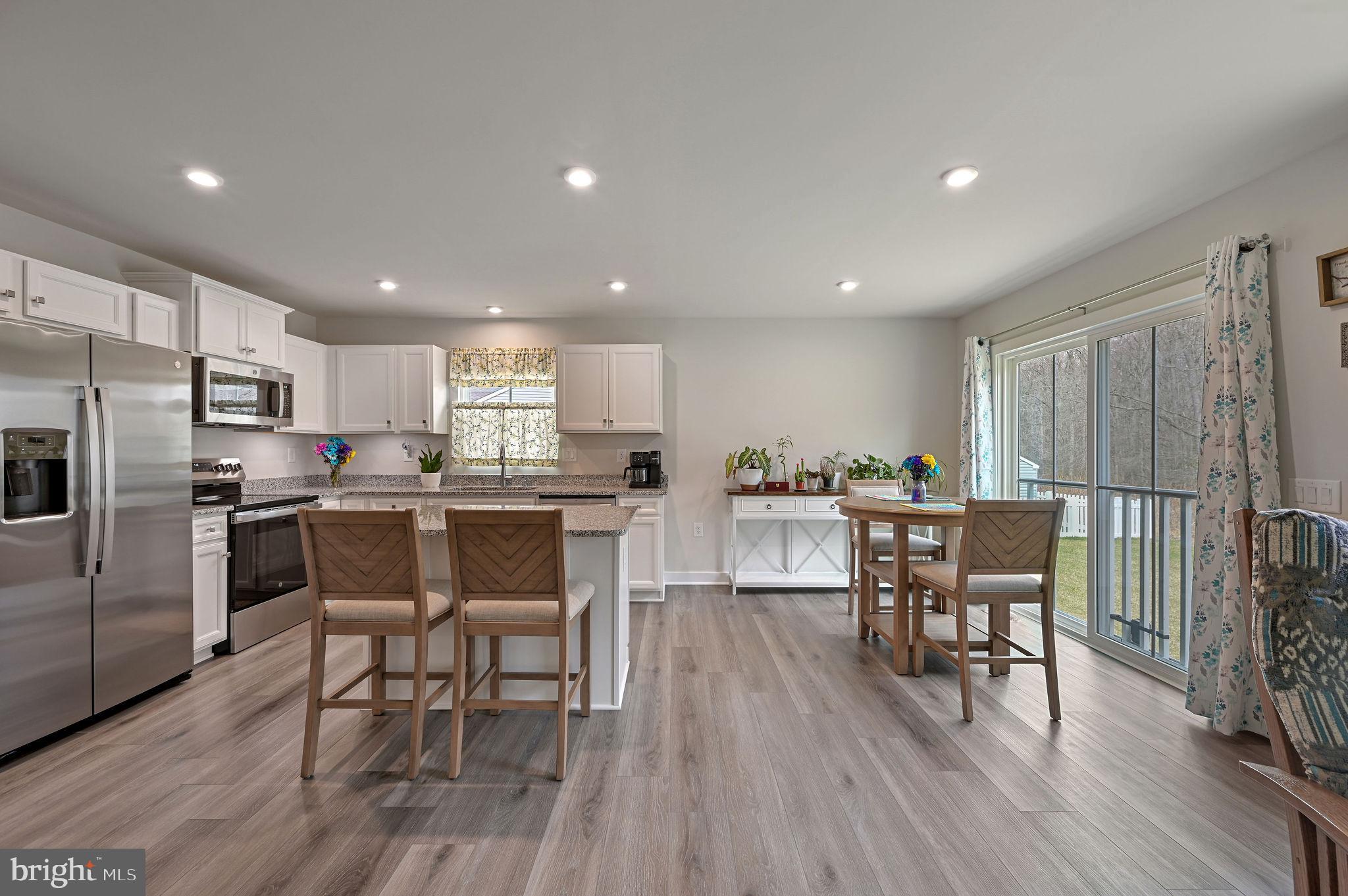 VERONA WOODS - Residential