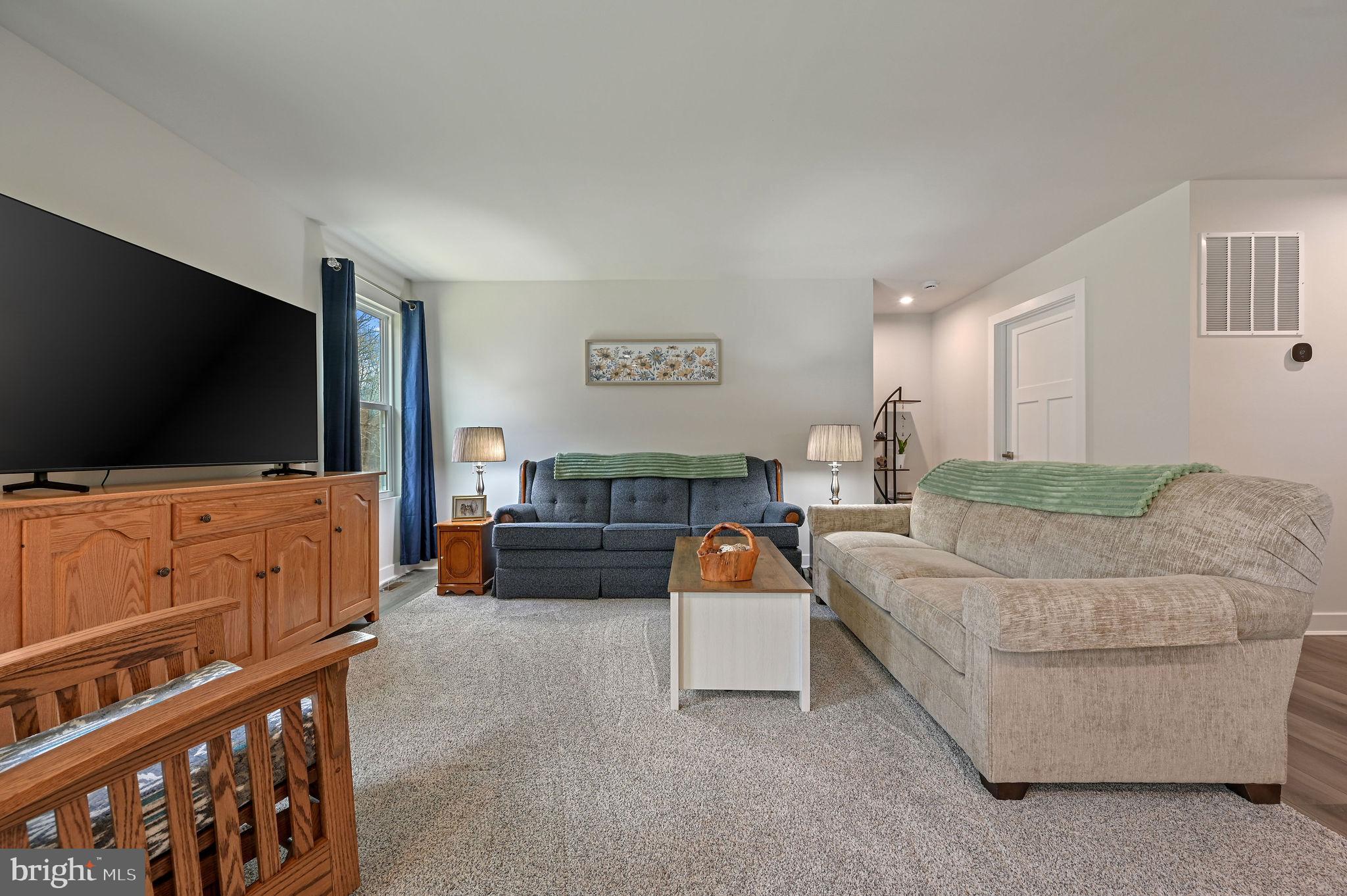 VERONA WOODS - Residential