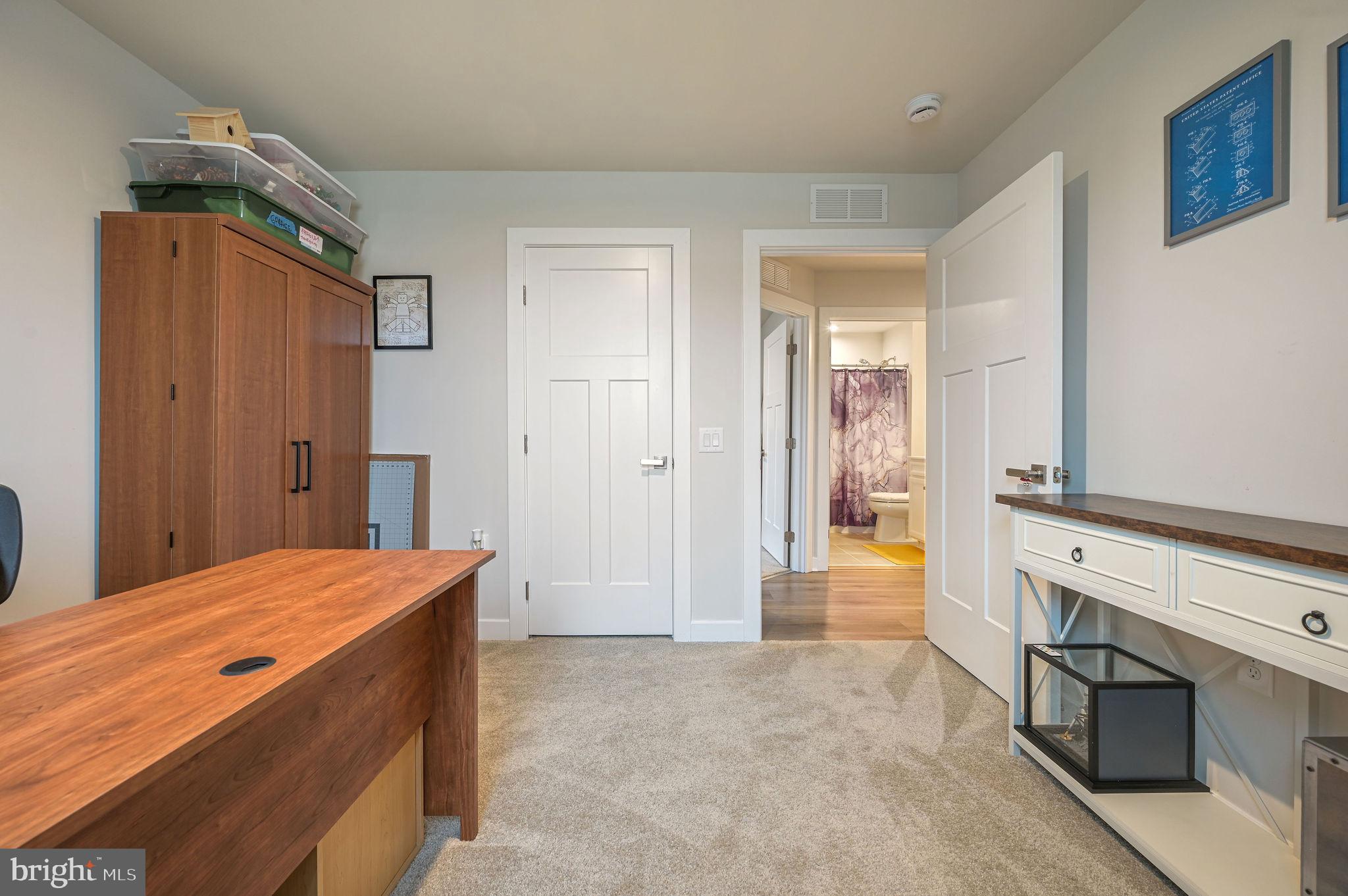 VERONA WOODS - Residential