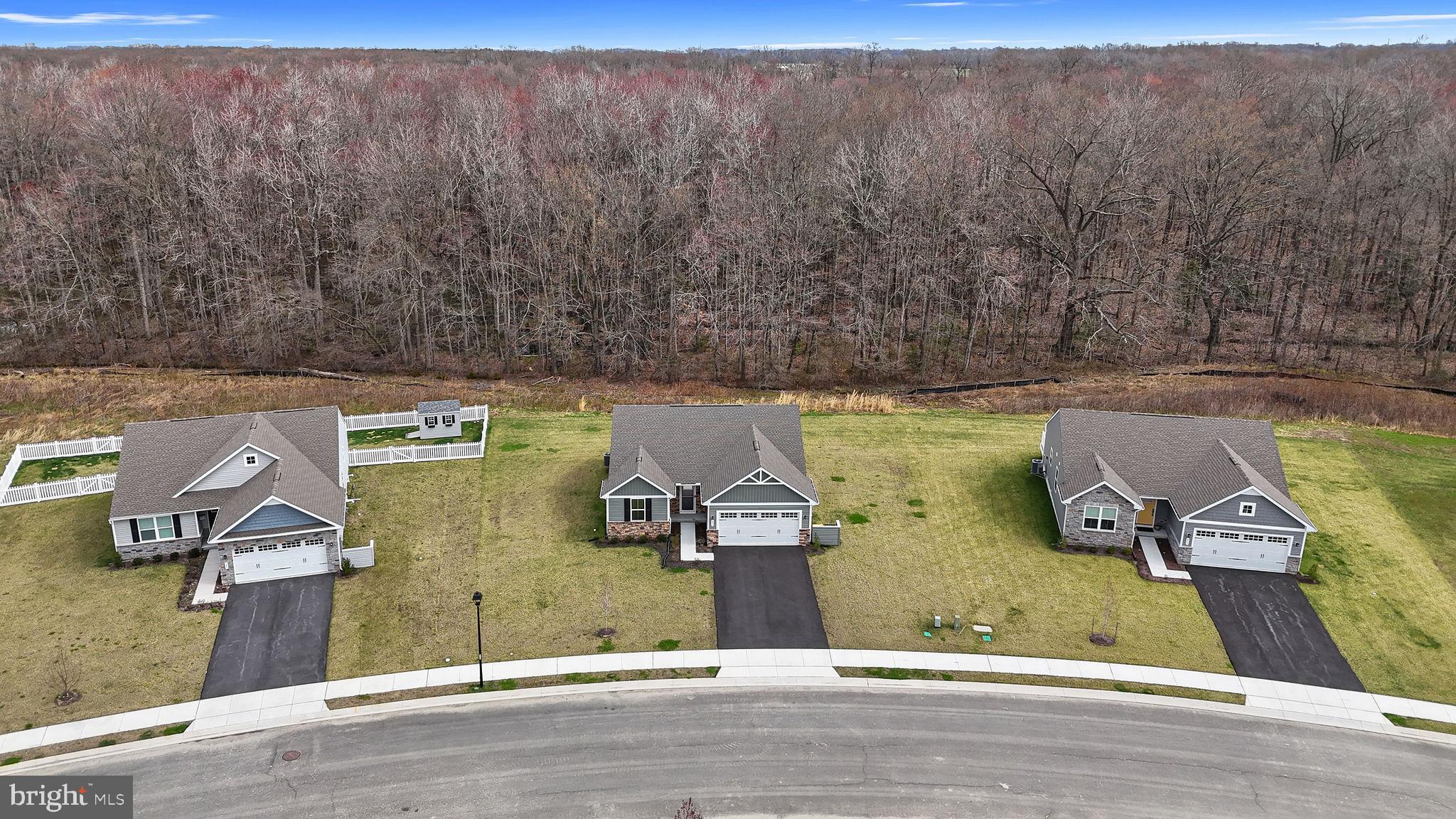 VERONA WOODS - Residential