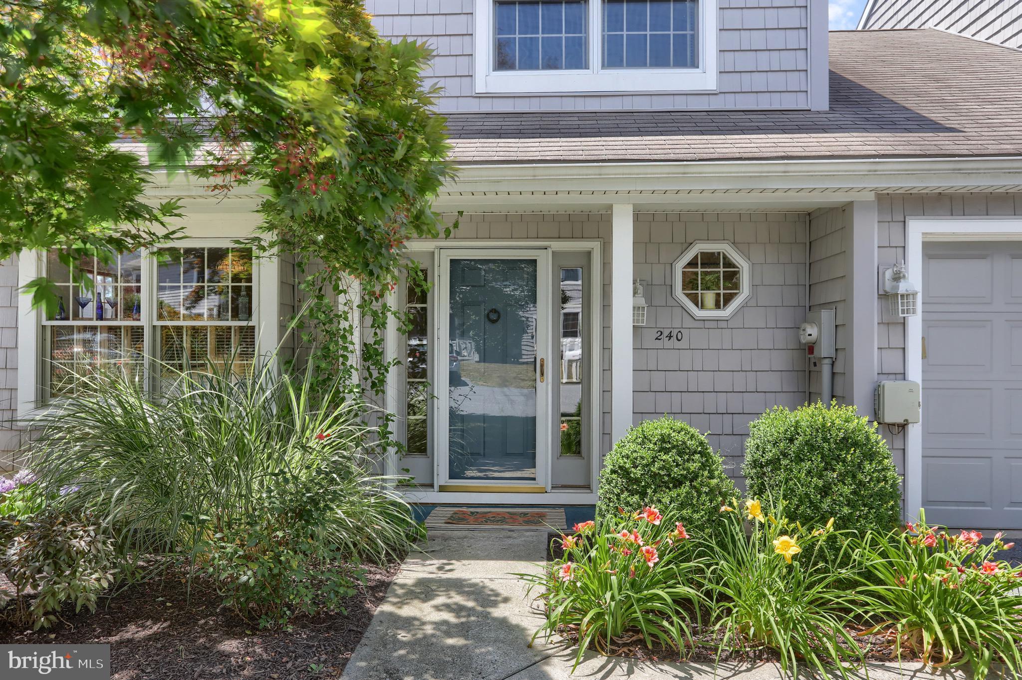 240 CRESCENT