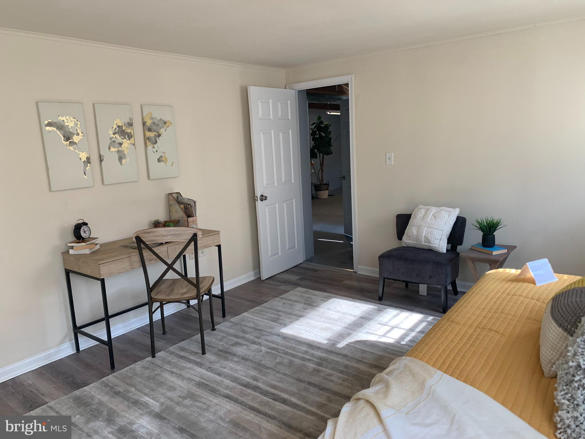 PERRY HALL - Residential