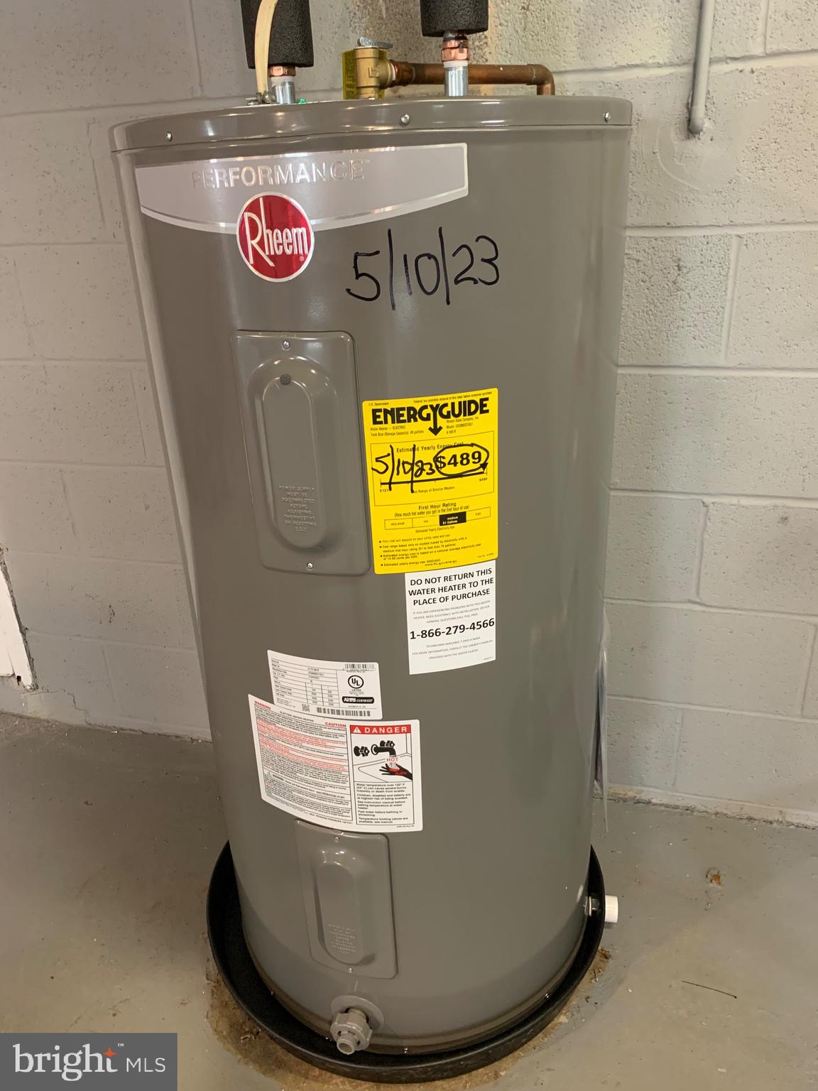 PERRY HALL - Residential