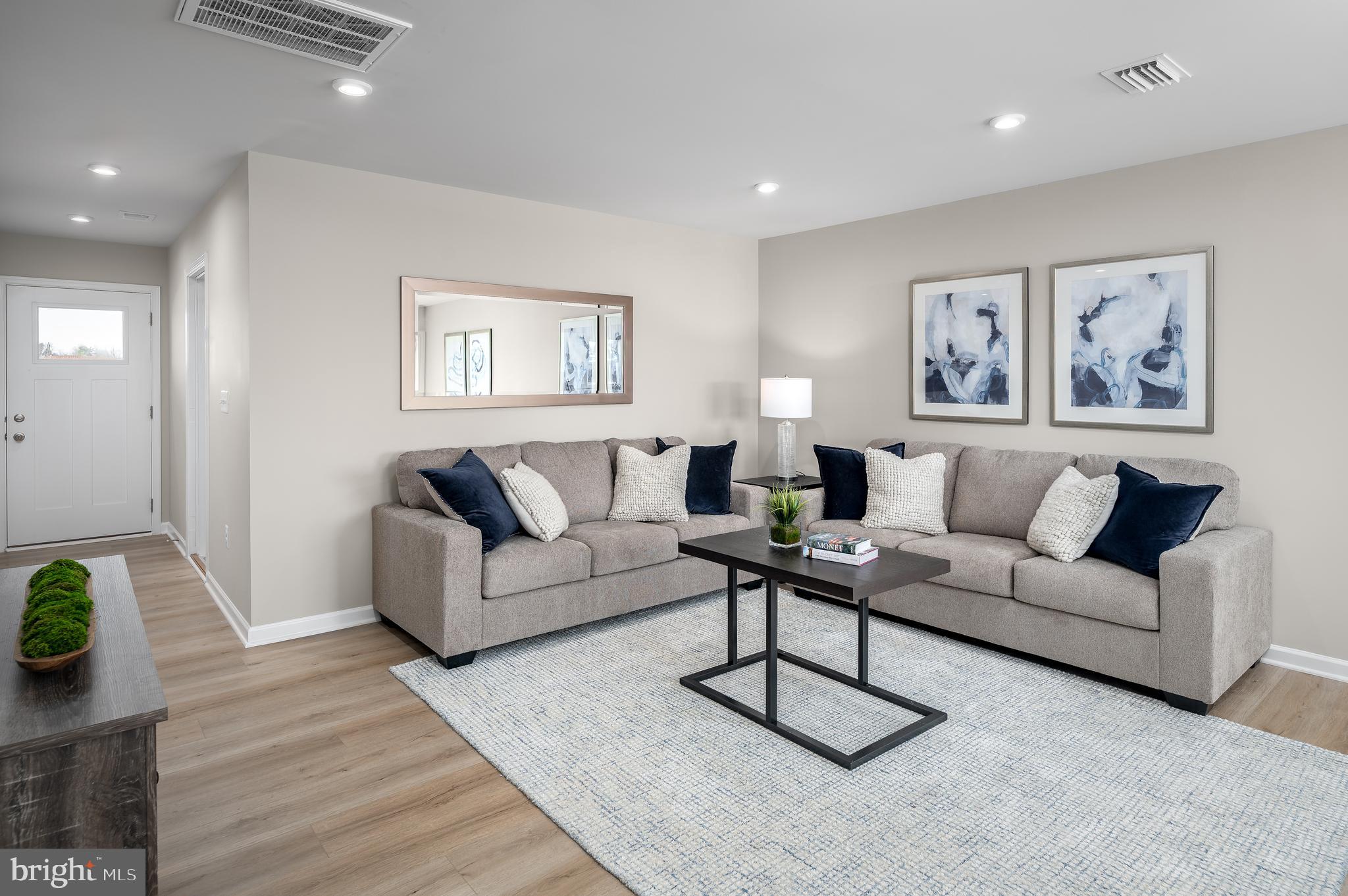 1110 BRECKENRIDGE DRIVE