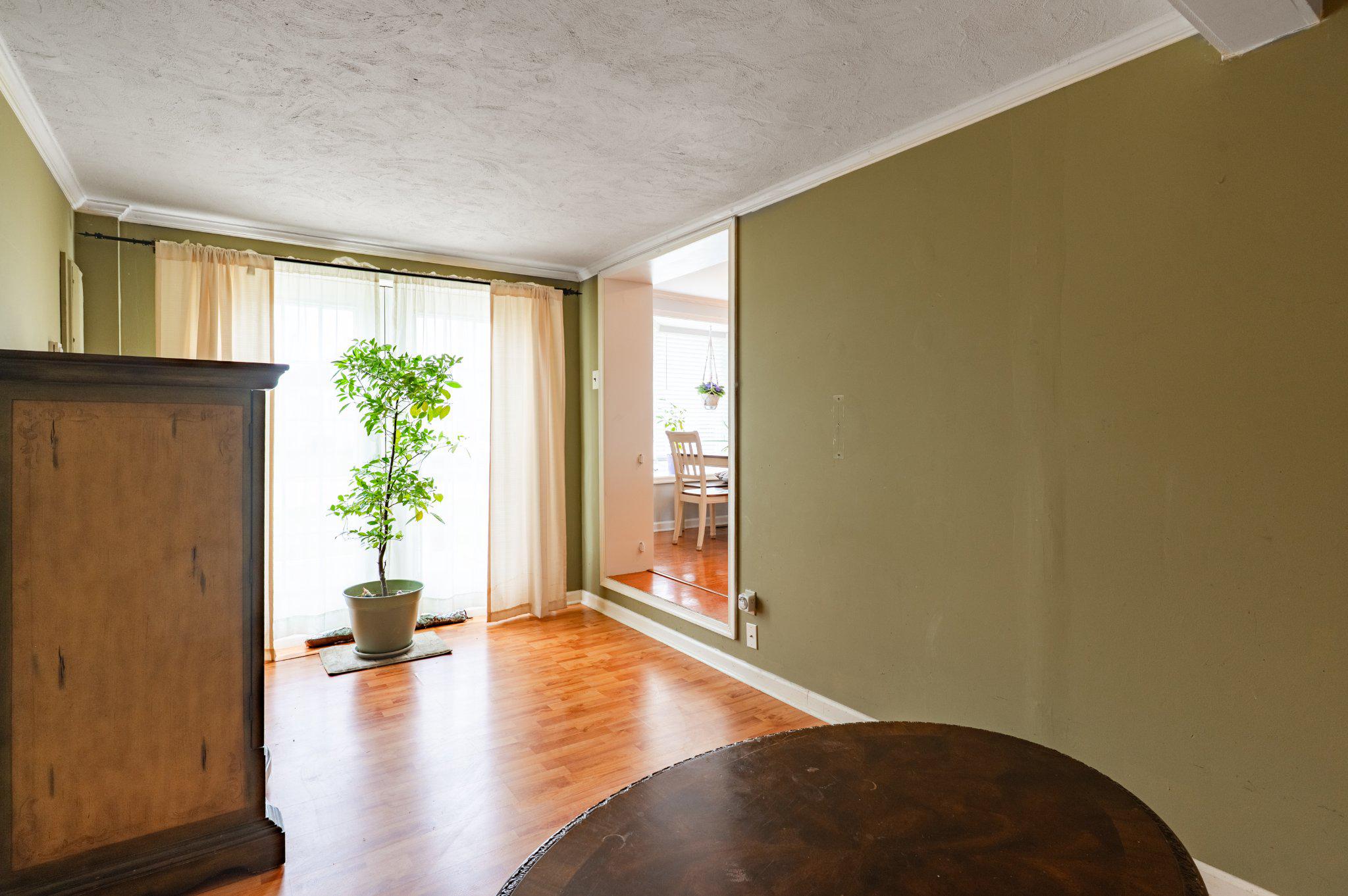 GLENSIDE - Residential