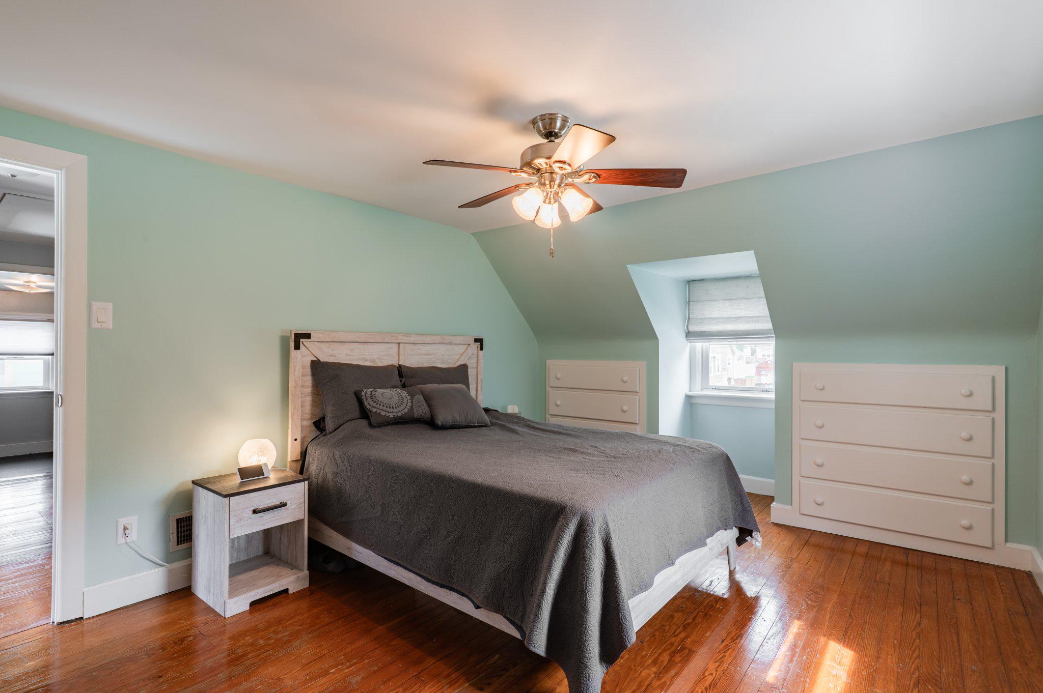 GLENSIDE - Residential