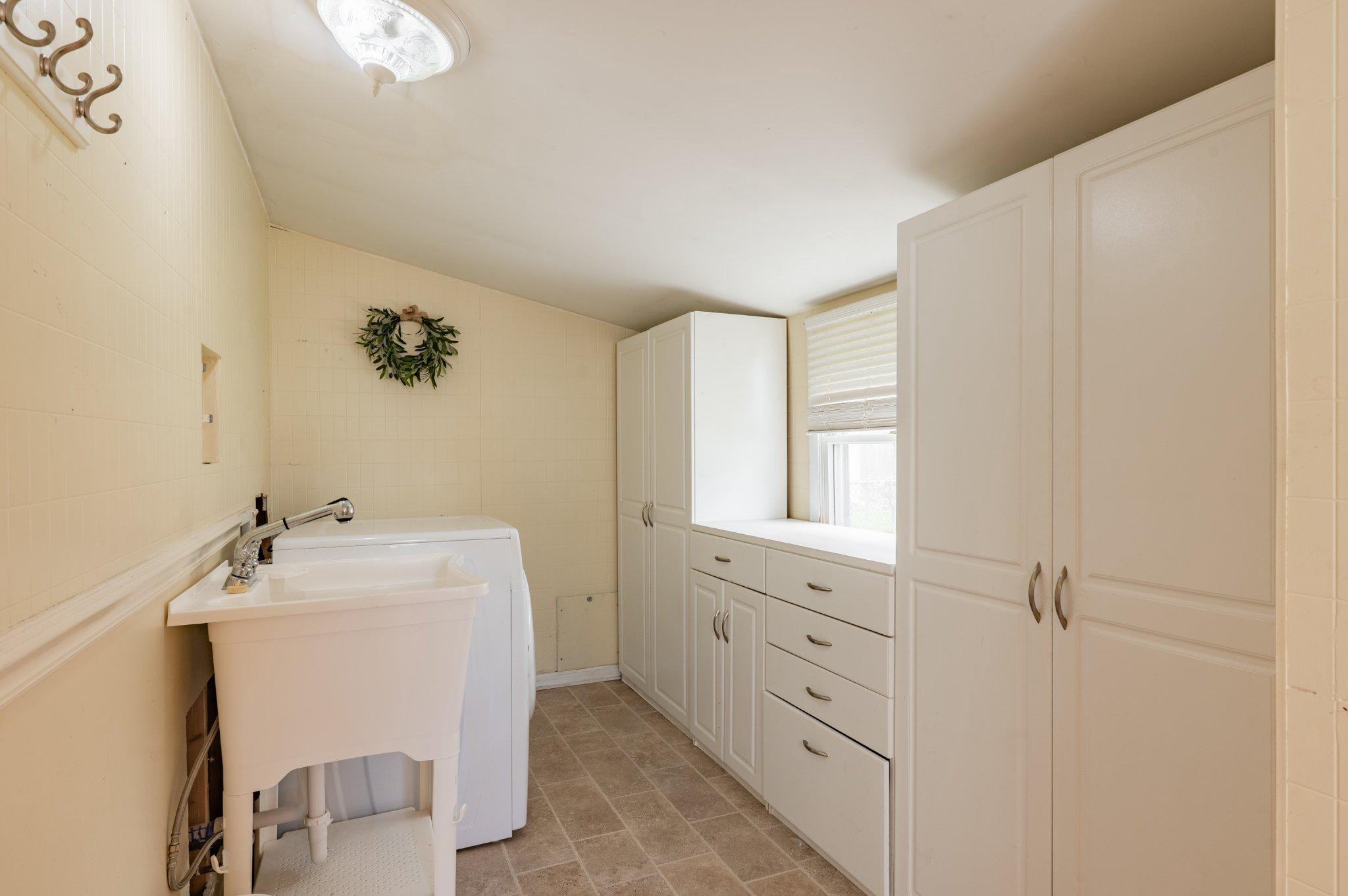 GLENSIDE - Residential