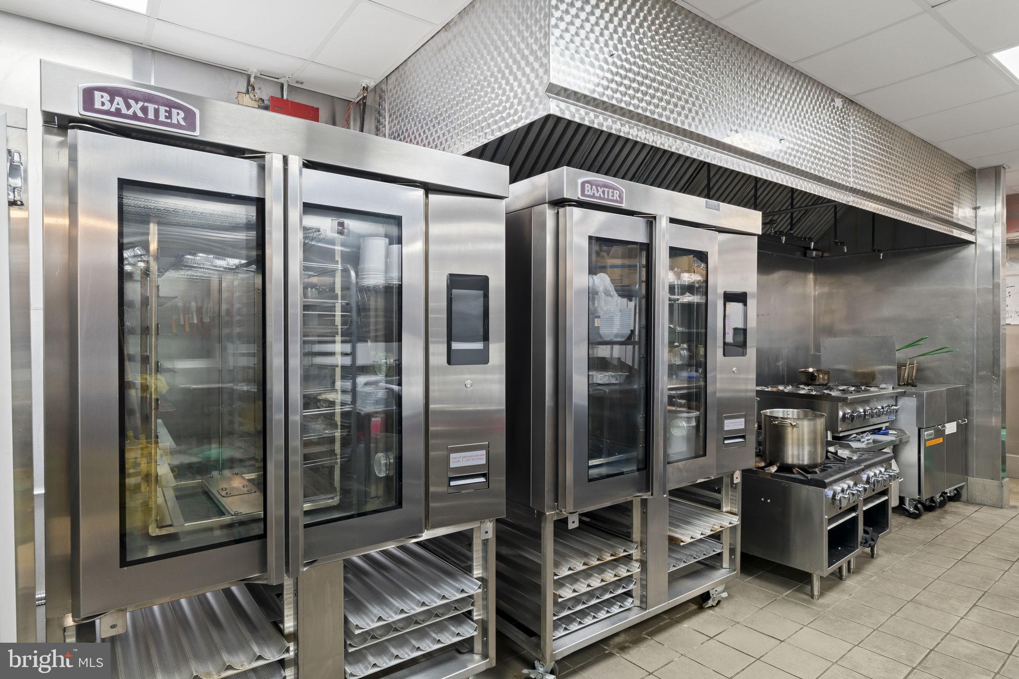 PASSYUNK SQUARE - Commercial Sale