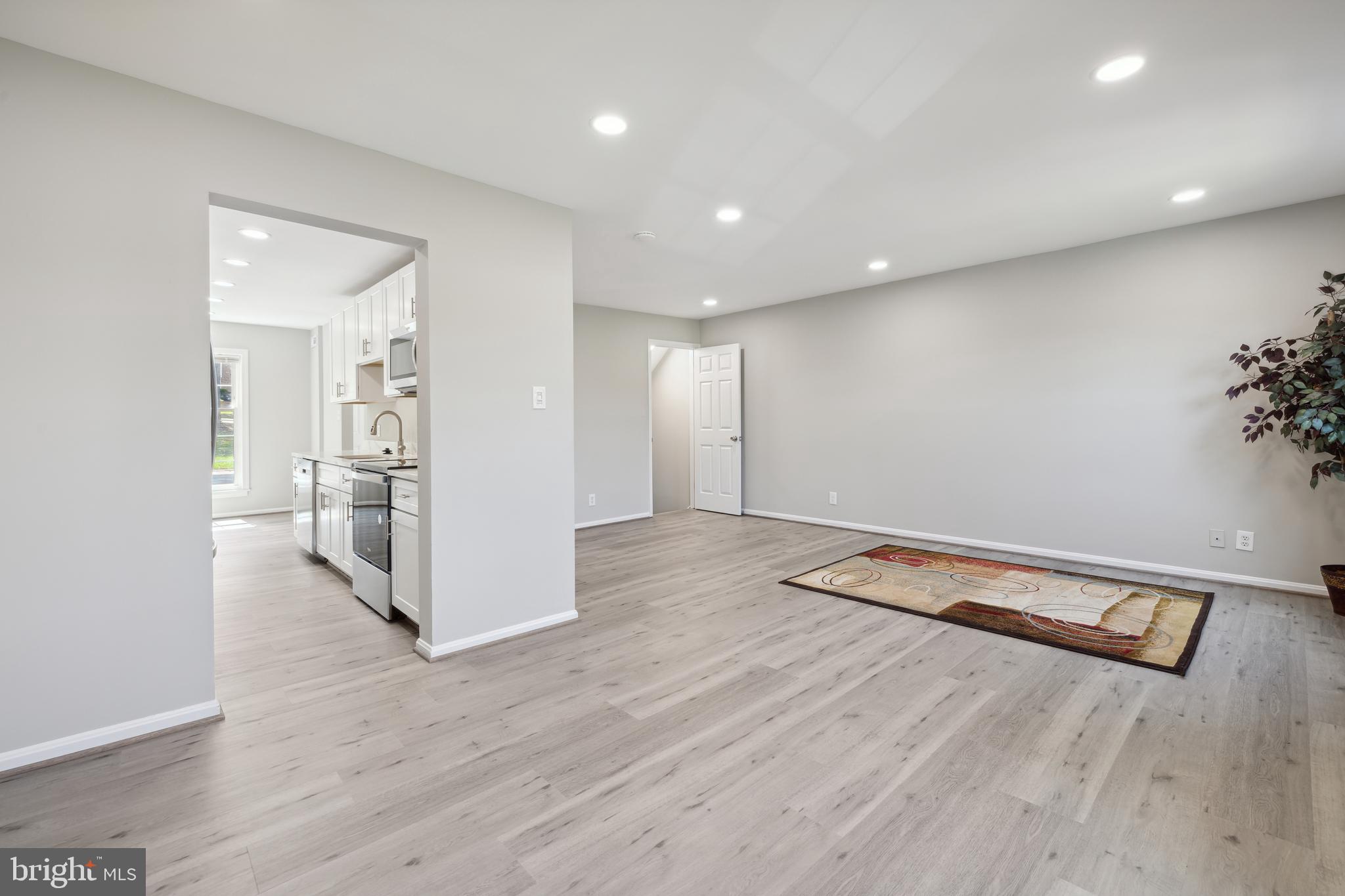 DIAMOND FARM - Residential