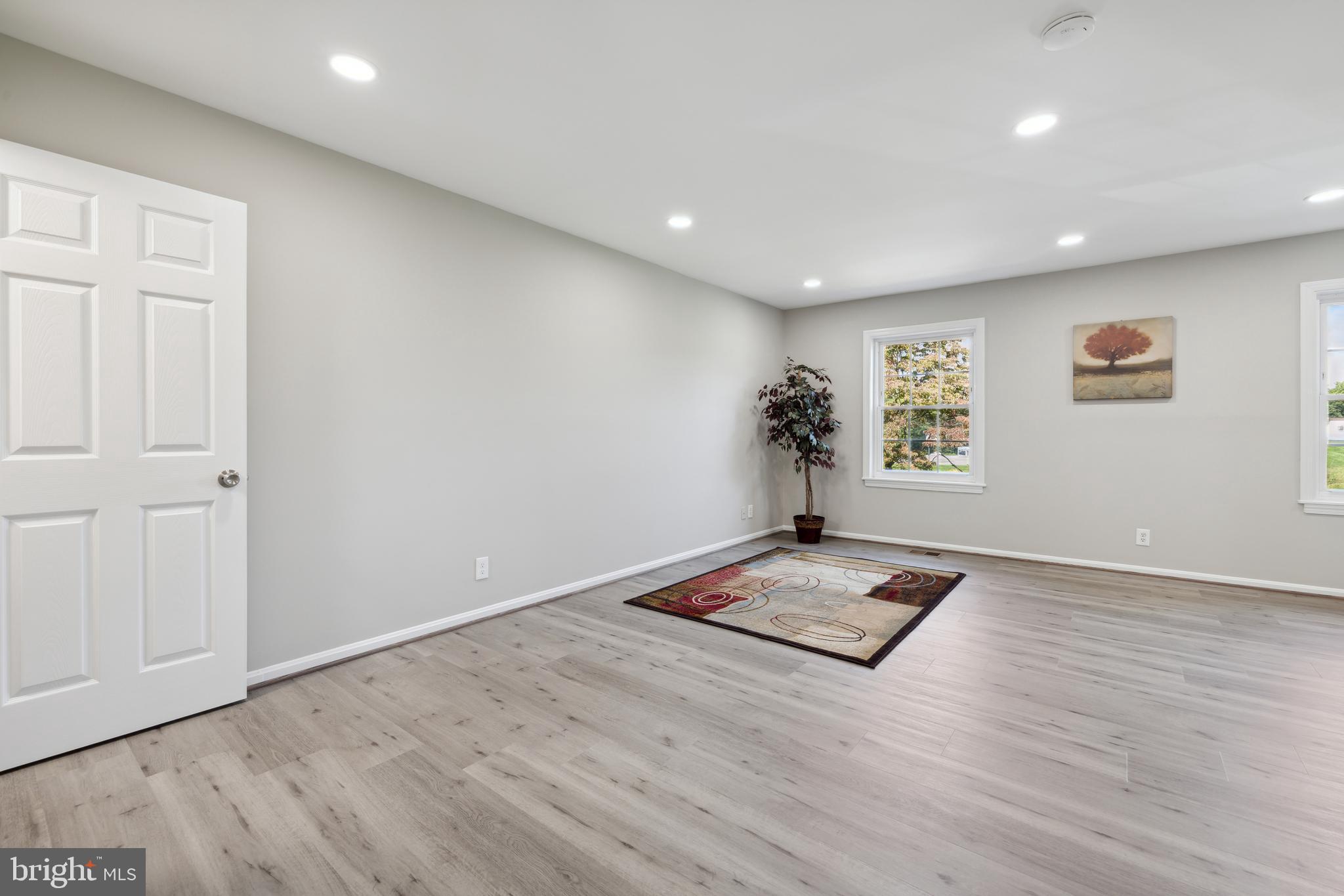 DIAMOND FARM - Residential