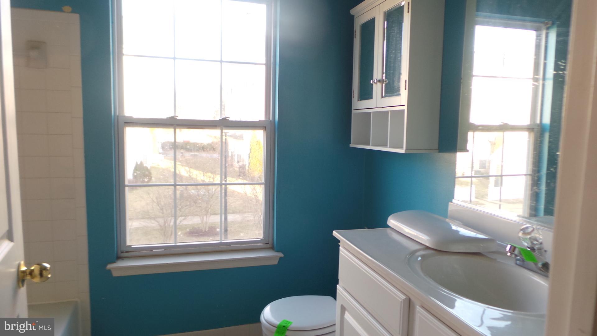 SEVEN OAKS - Residential