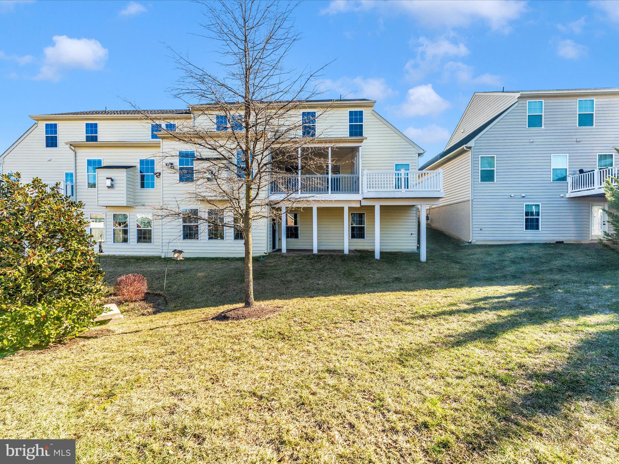 SIGNATURE CLUB AT GREENVIEW - Residential