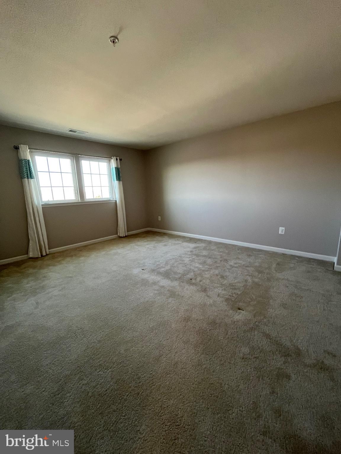 SIGNATURE CLUB AT GREENVIEW - Residential