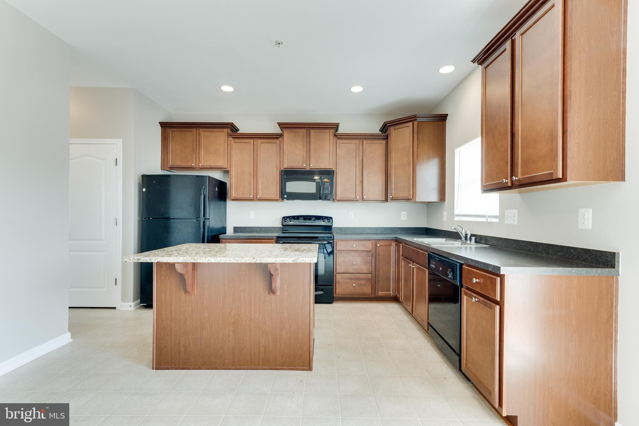 ST CHARLES GLENEAGLES - Residential