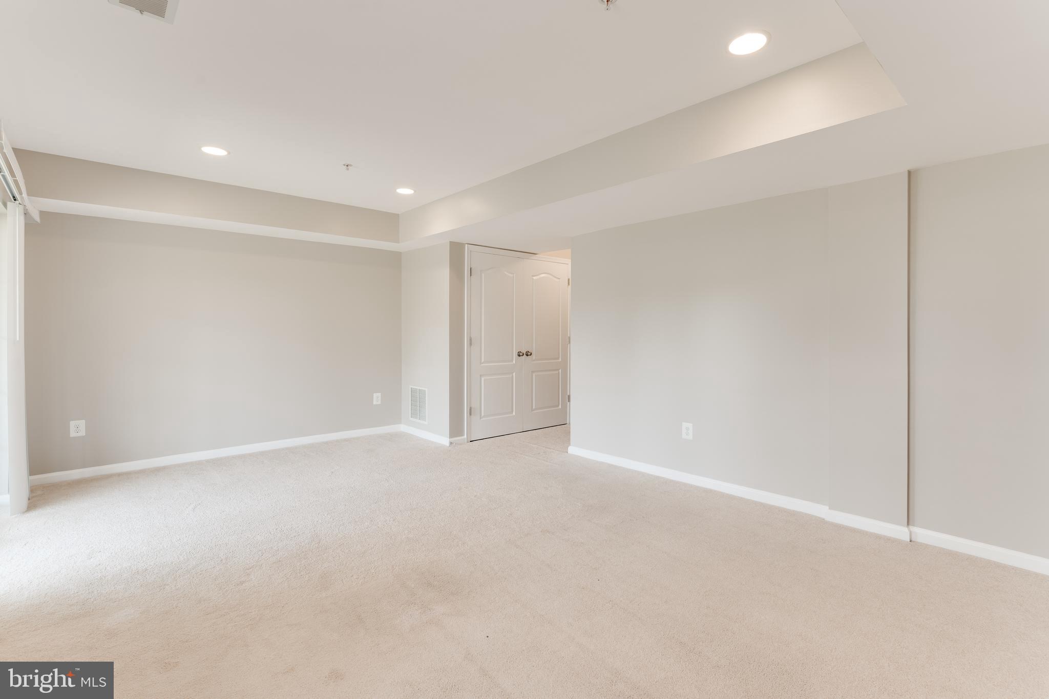 ST CHARLES GLENEAGLES - Residential