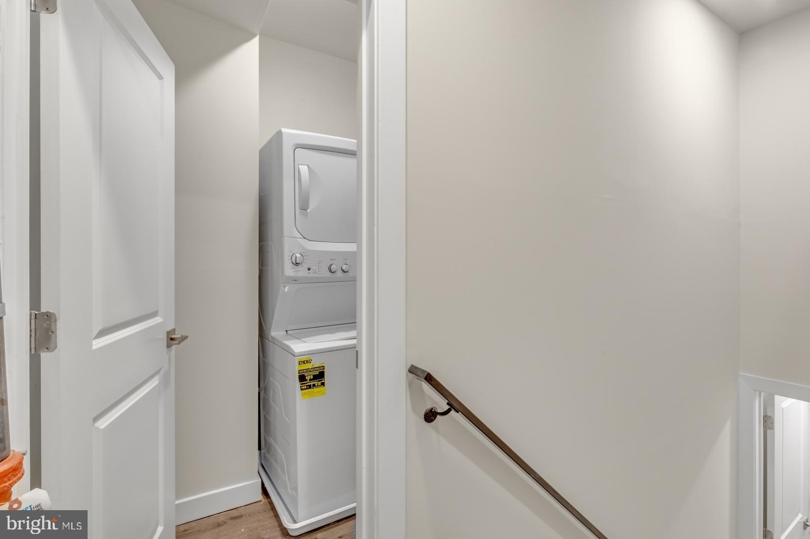 PHILADELPHIA (WEST) - Residential Lease