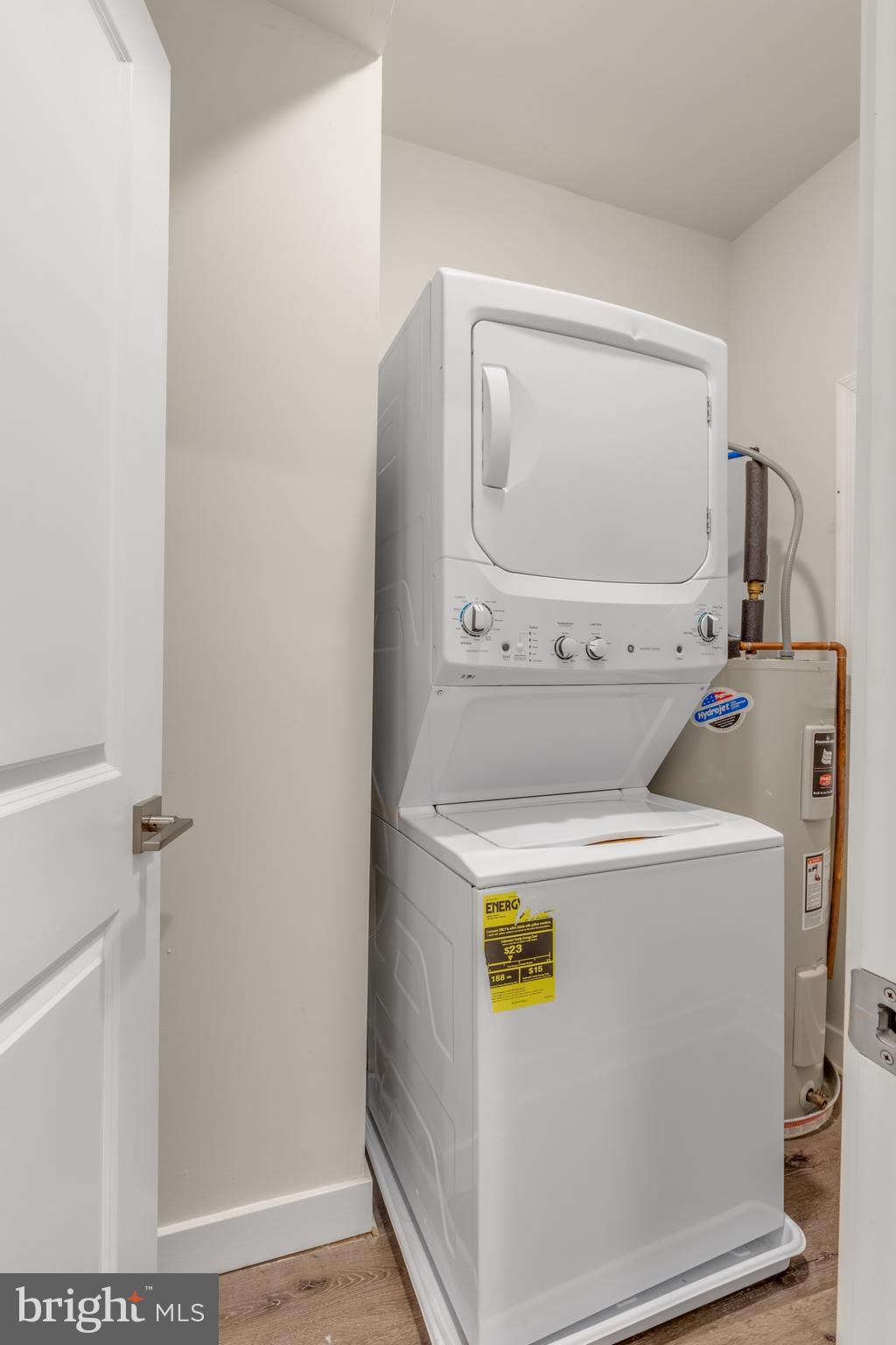 PHILADELPHIA (WEST) - Residential Lease