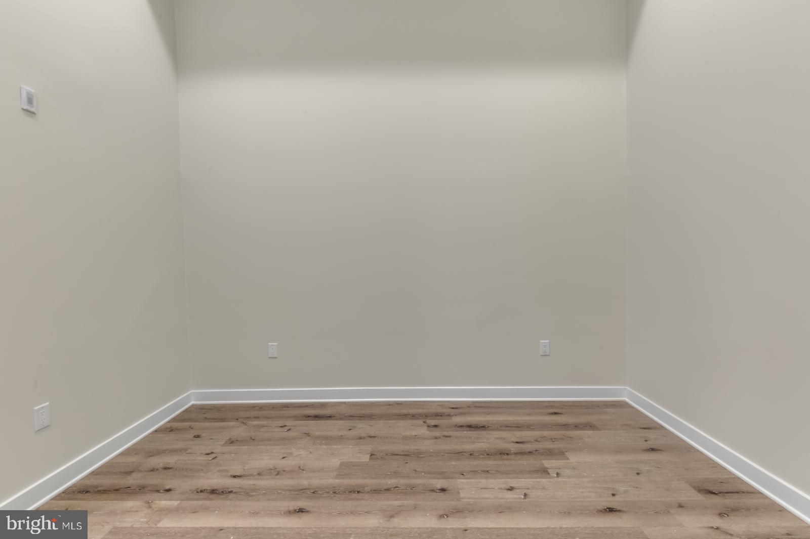 PHILADELPHIA (WEST) - Residential Lease