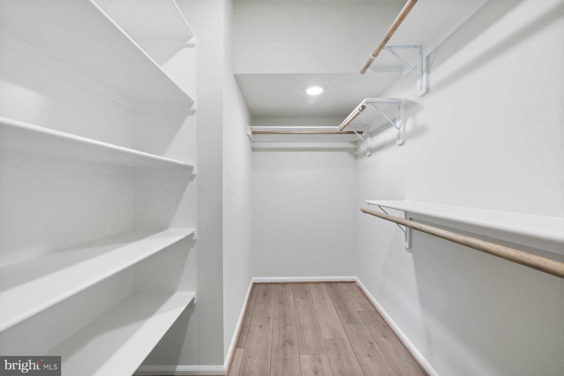 STOCKBRIDGE - Residential