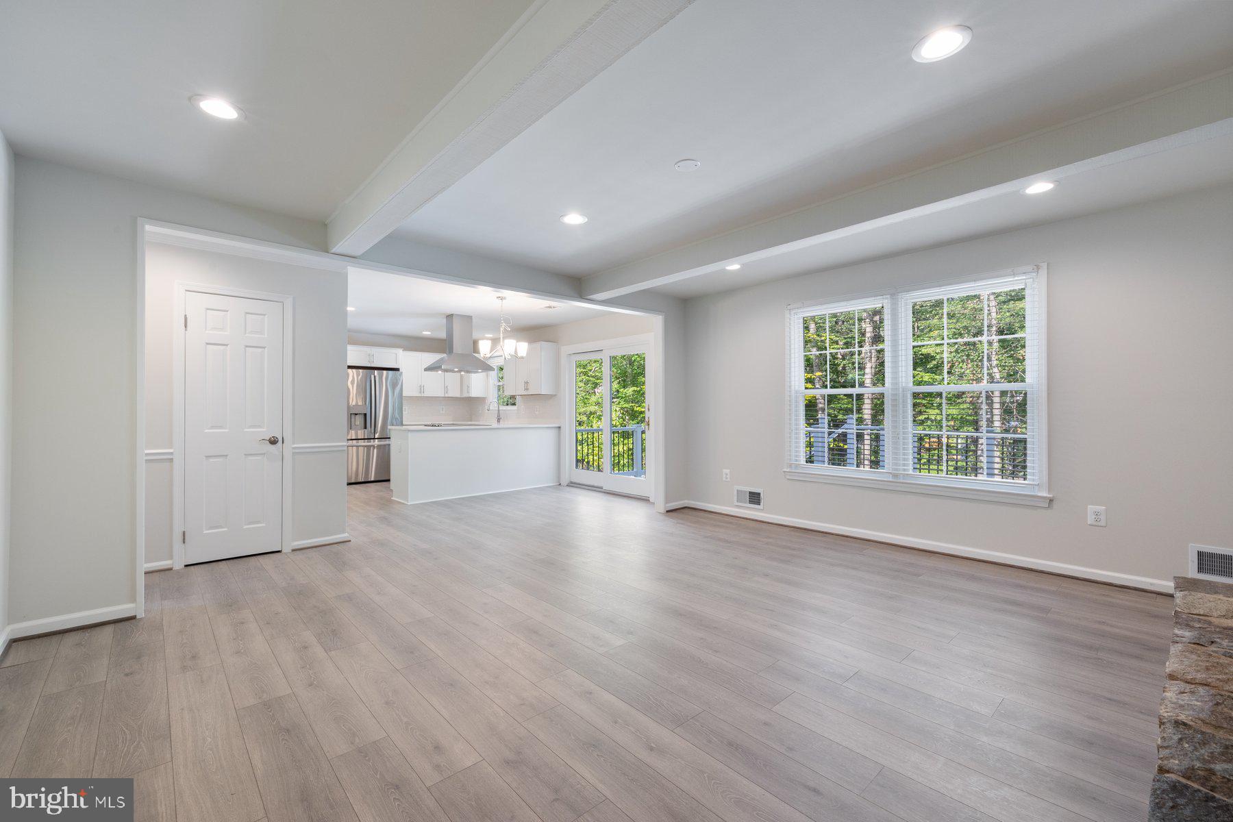 STOCKBRIDGE - Residential