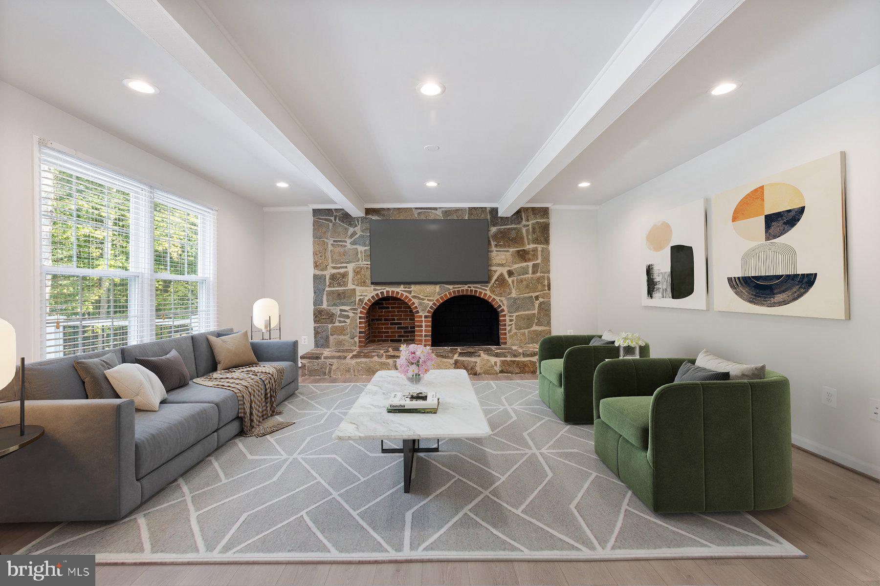 STOCKBRIDGE - Residential