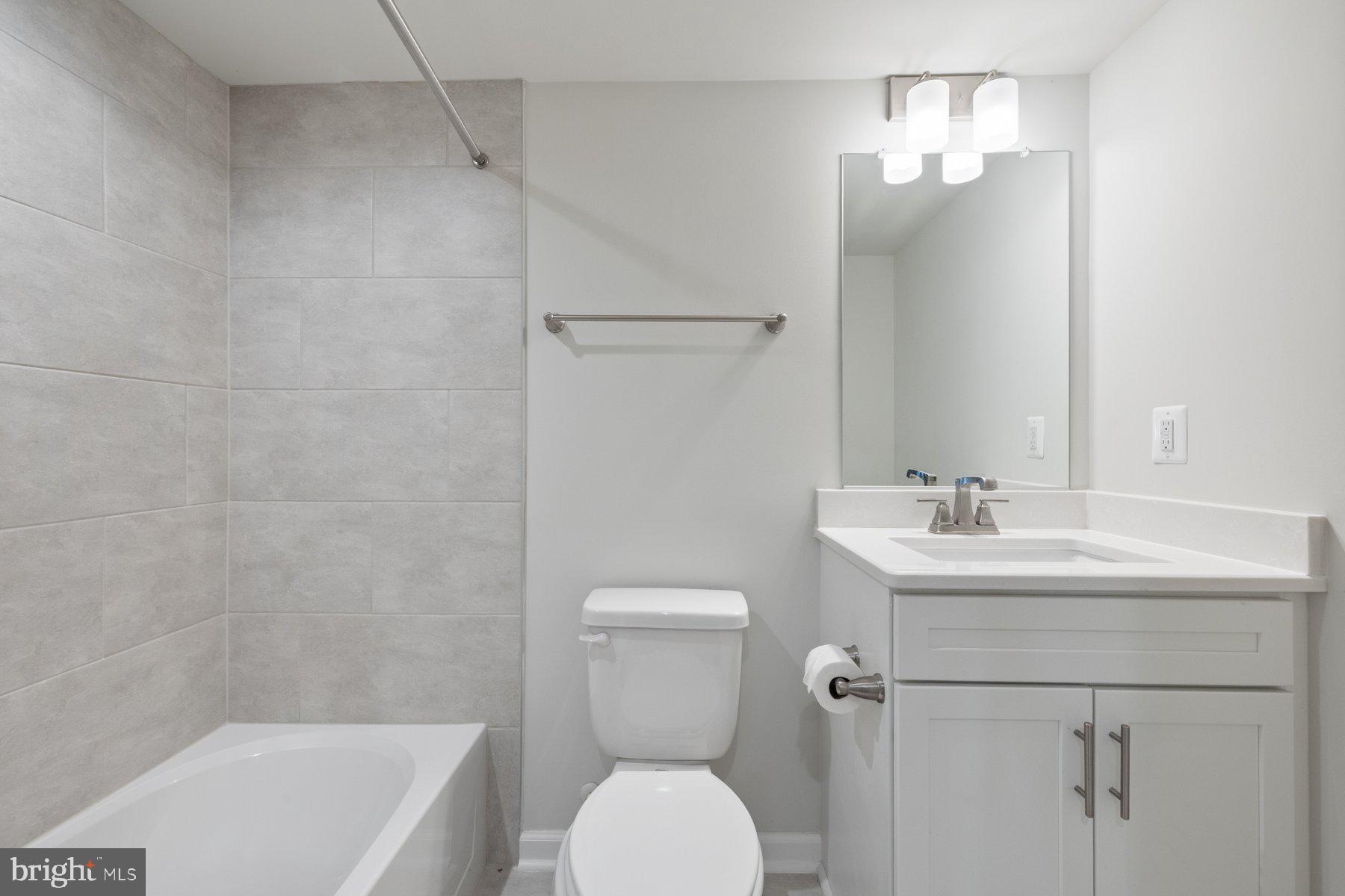 STOCKBRIDGE - Residential